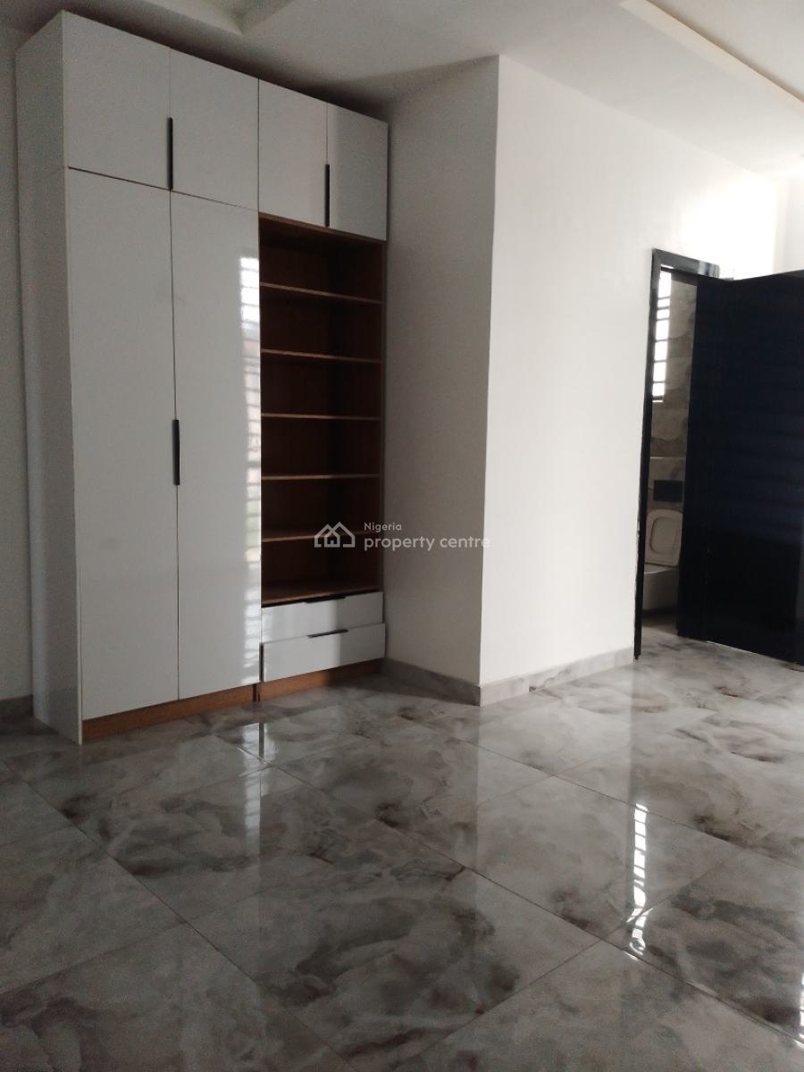 Luxury 5-bedroom Duplex, Osapa, Lekki, Lagos, Terraced Duplex for Sale