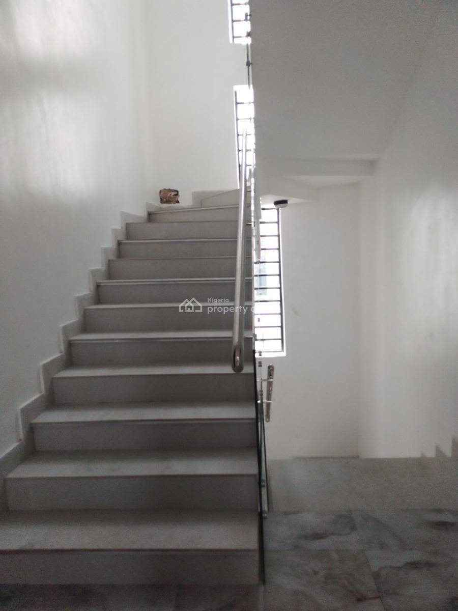 Luxury 5-bedroom Duplex, Osapa, Lekki, Lagos, Terraced Duplex for Sale
