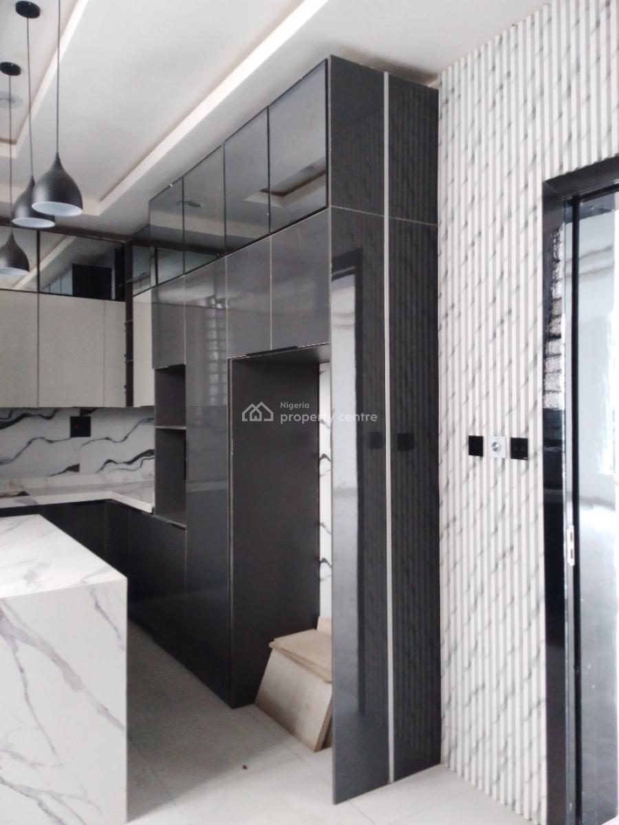 Luxury 5-bedroom Duplex, Osapa, Lekki, Lagos, Terraced Duplex for Sale