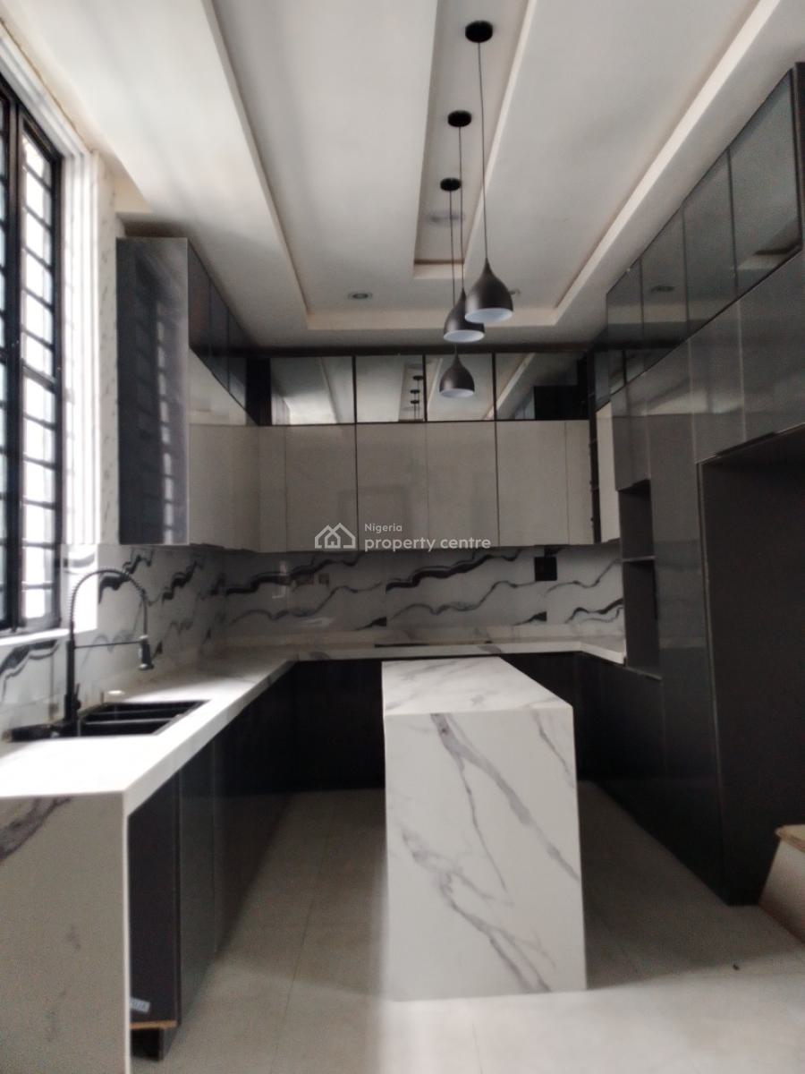 Luxury 5-bedroom Duplex, Osapa, Lekki, Lagos, Terraced Duplex for Sale