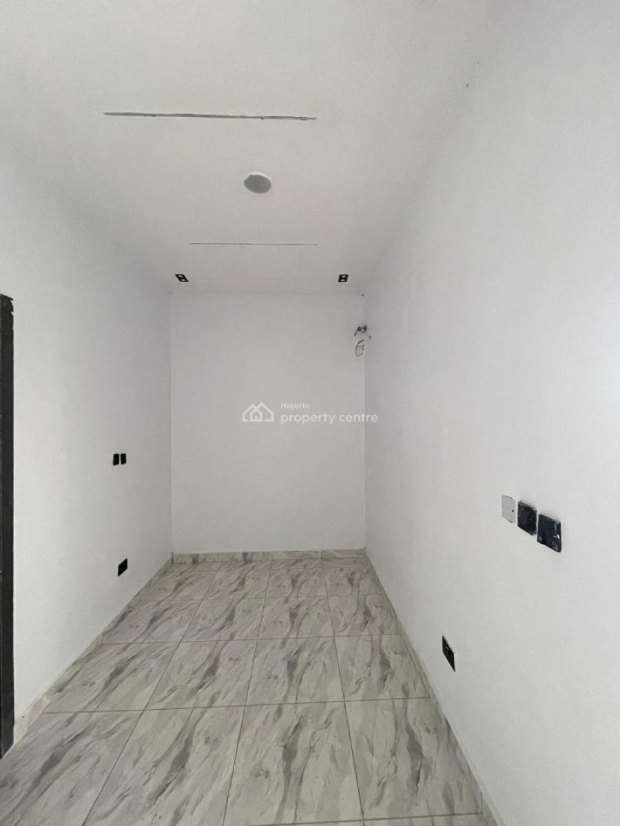 Freestanding, Family-sized Space and Fabulously Positioned, Ikota, Lekki Phase 2, Lekki, Lagos, Terraced Duplex for Sale