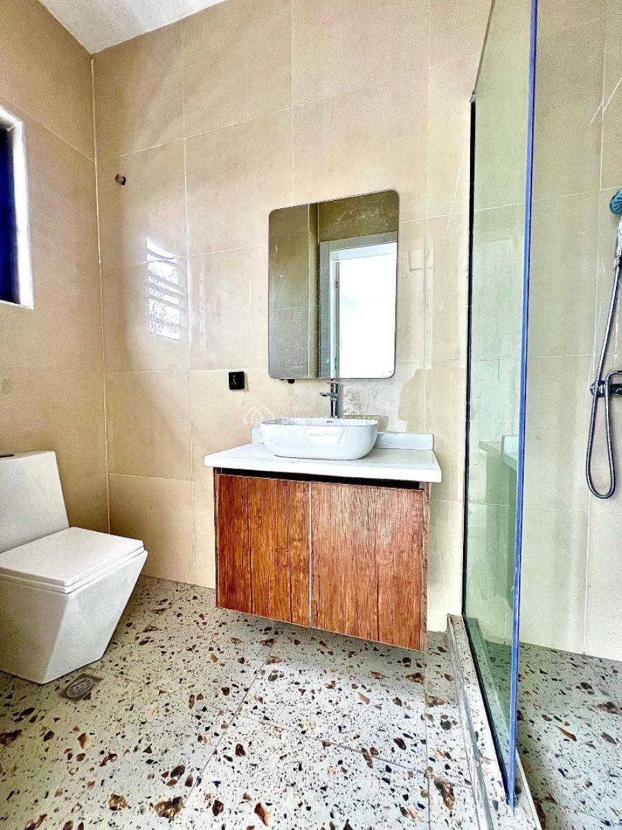 Brand New 2 Bedroom Apartment with Swimming Pool and Gym, Lekki Phase 1, Lekki, Lagos, Flat / Apartment for Sale