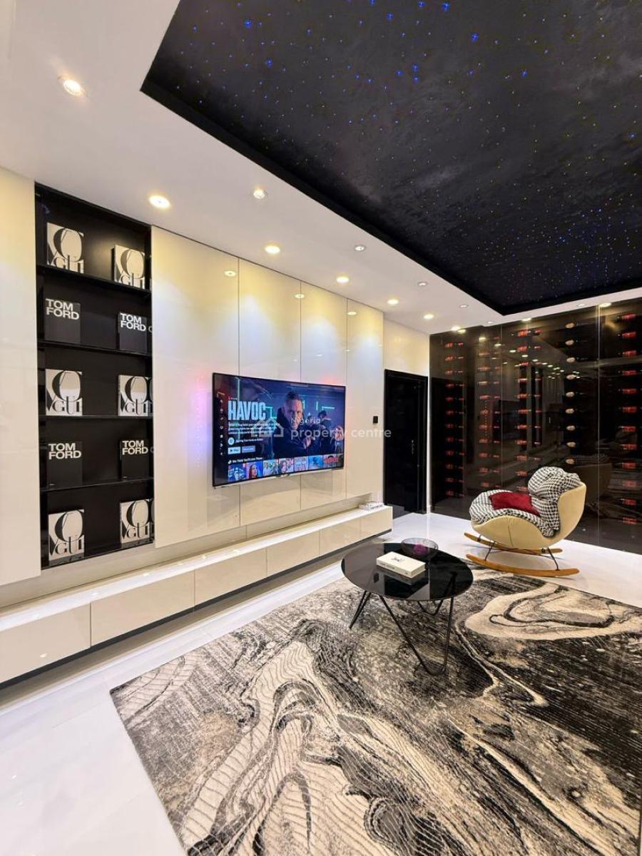 Deluxe 2 Bedroom Apartment with Pool, Gym and Ps5., Ikoyi Lagos State, Ikoyi, Lagos, Flat / Apartment Short Let