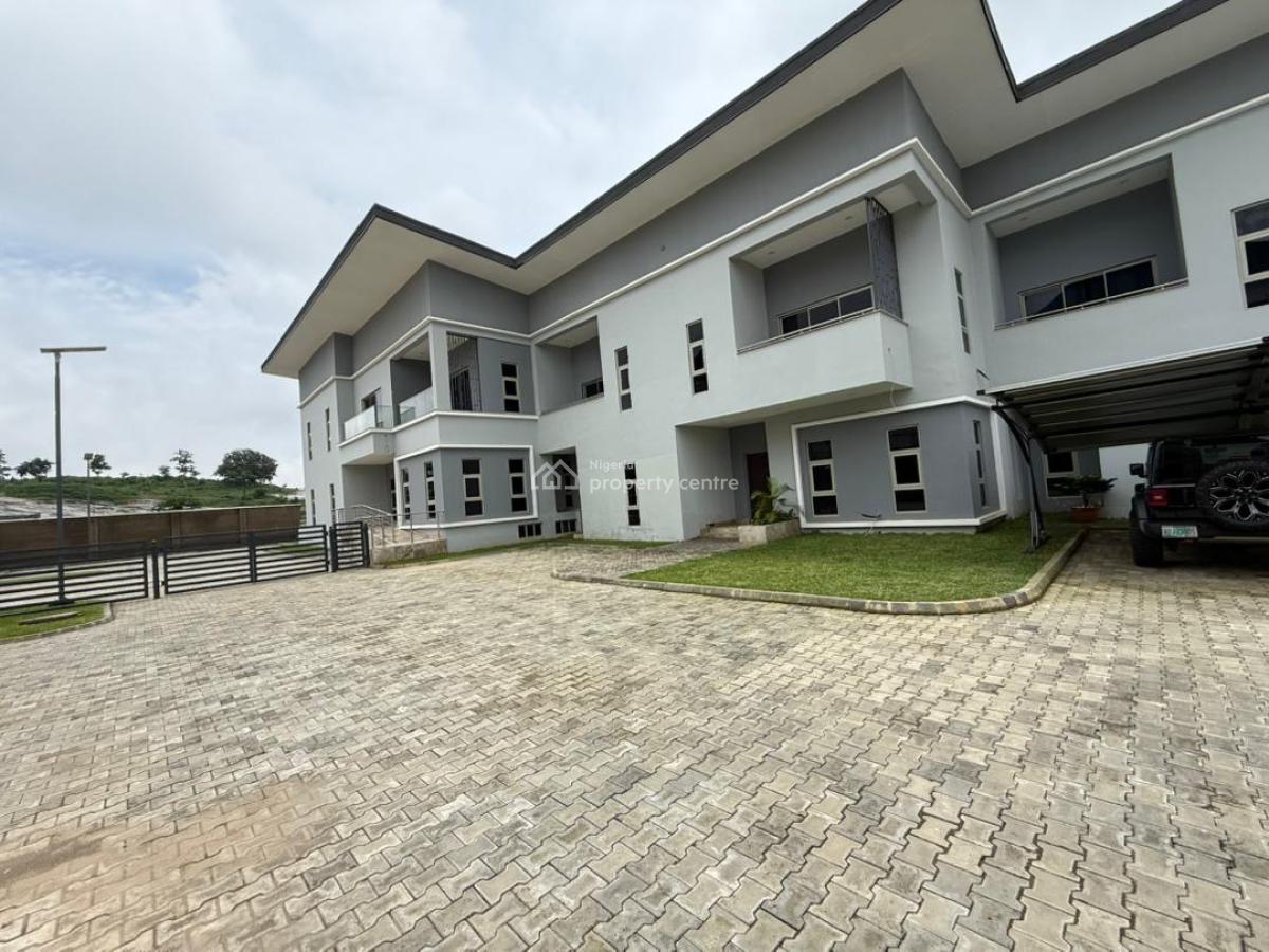 4 Bedroom Semi Detached, Guzape District, Abuja, House for Rent
