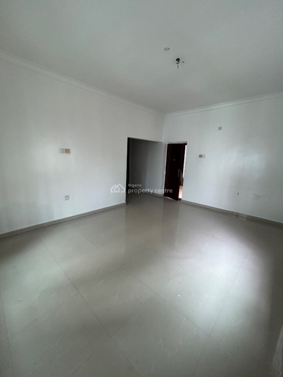 Well Maintained and Spacious Miniflat with Open Plan Kitchen, Osapa, Agungi, Lekki, Lagos, Mini Flat (room and Parlour) for Rent