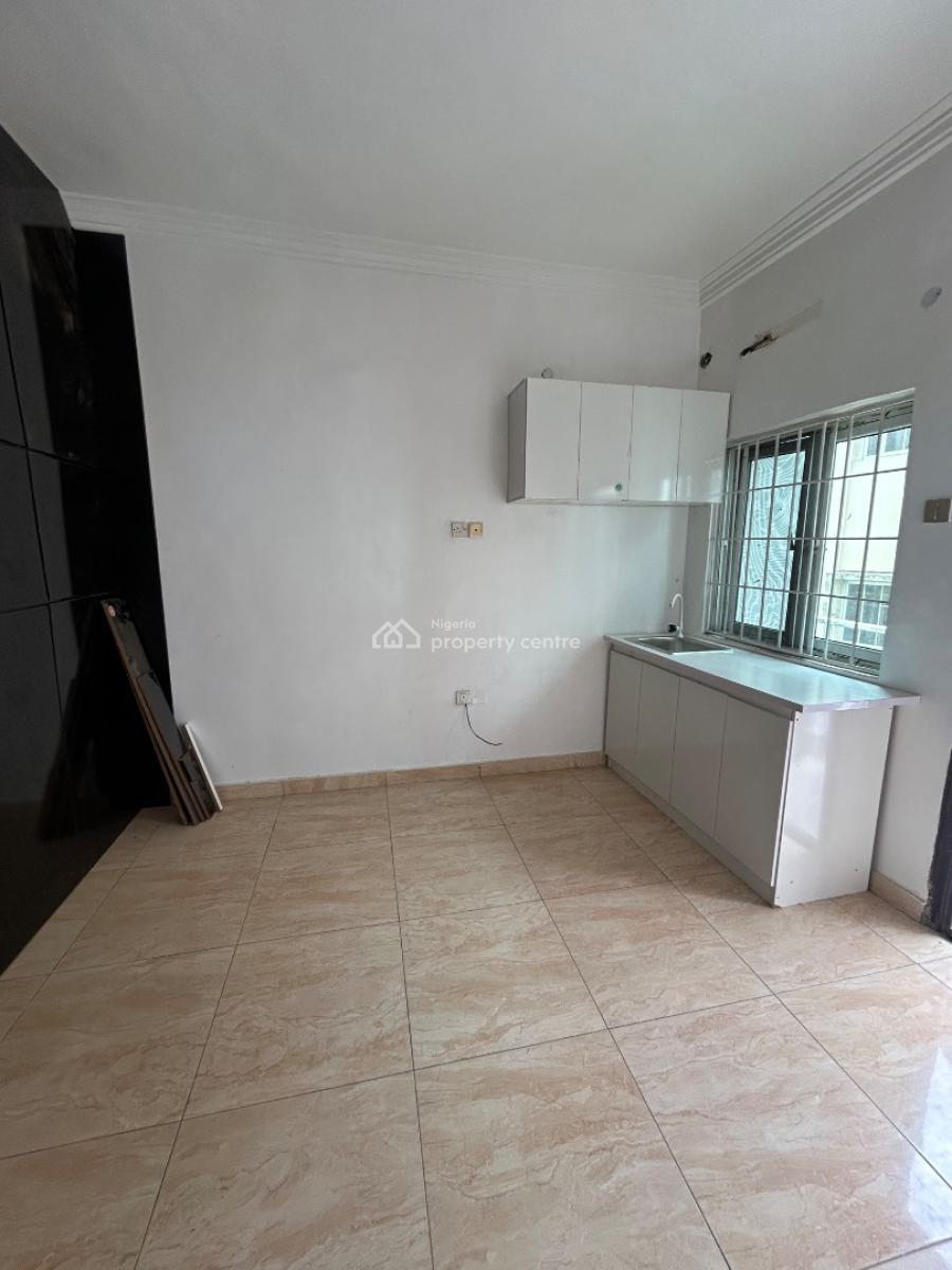 Well Maintained and Spacious Miniflat with Open Plan Kitchen, Osapa, Agungi, Lekki, Lagos, Mini Flat (room and Parlour) for Rent