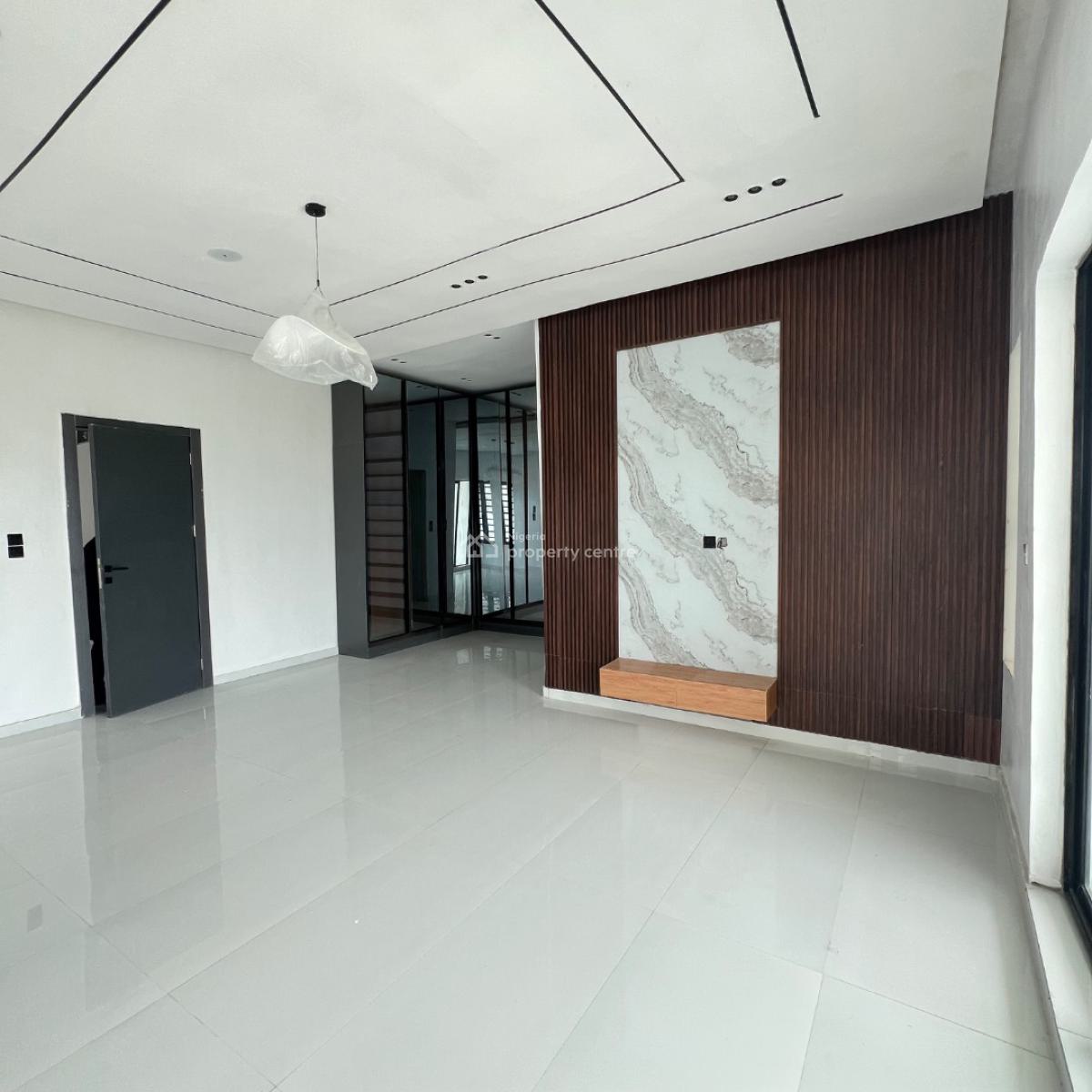 5 Bedroom & Bq, Ajah, Lagos, Detached Duplex for Sale