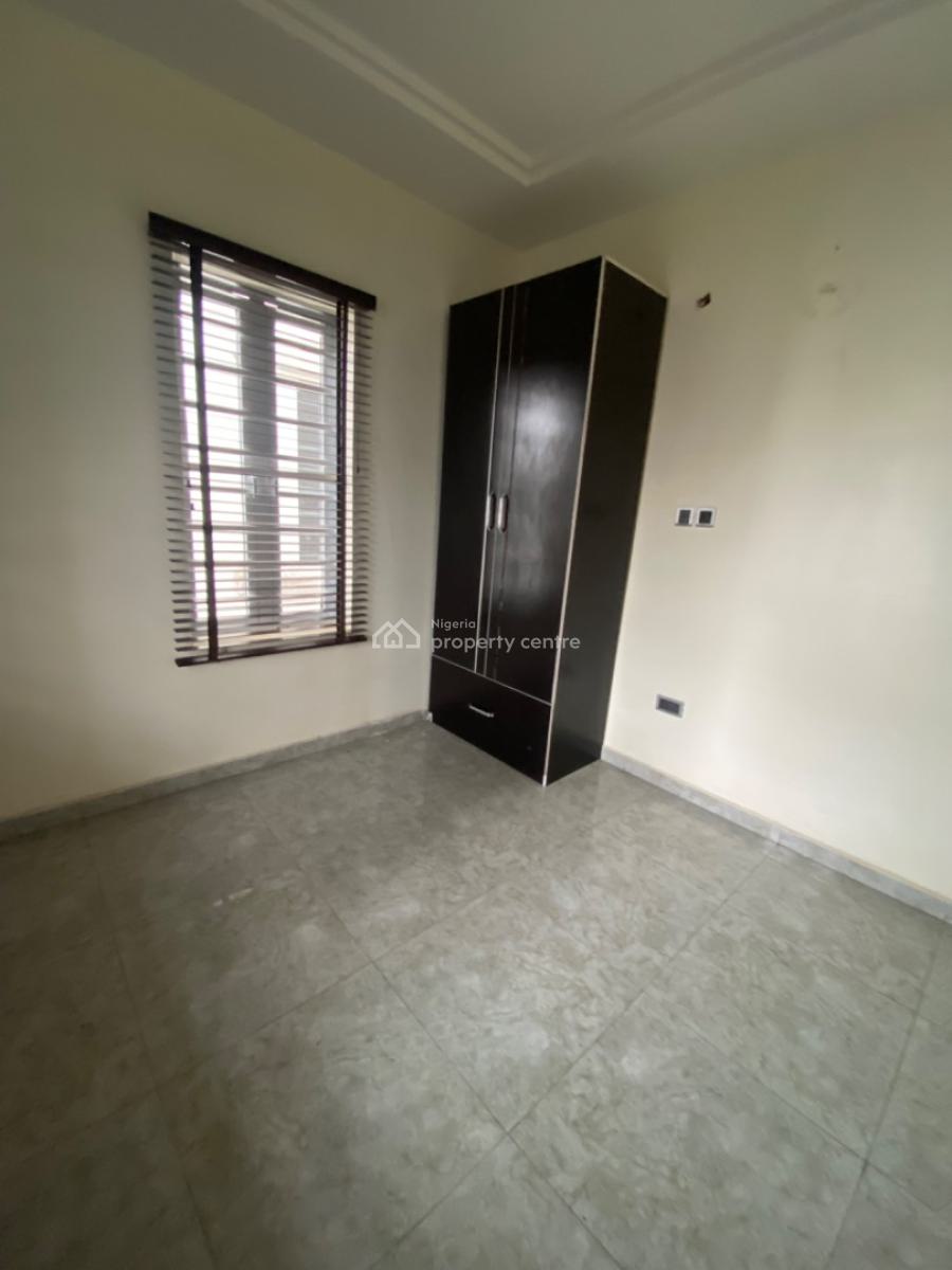 Serviced 4 Bedrooms Semi Detached Duplex with Bq, Orchid Road Lekki /gated Estate with Access Code, Lekki Phase 2, Lekki, Lagos, Semi-detached Duplex for Rent