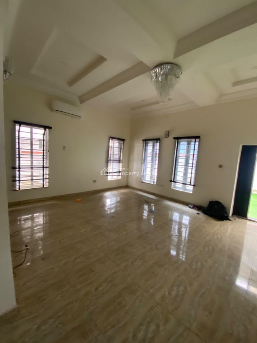 Serviced 4 Bedrooms Semi Detached Duplex with Bq, Orchid Road Lekki /gated Estate with Access Code, Lekki Phase 2, Lekki, Lagos, Semi-detached Duplex for Rent