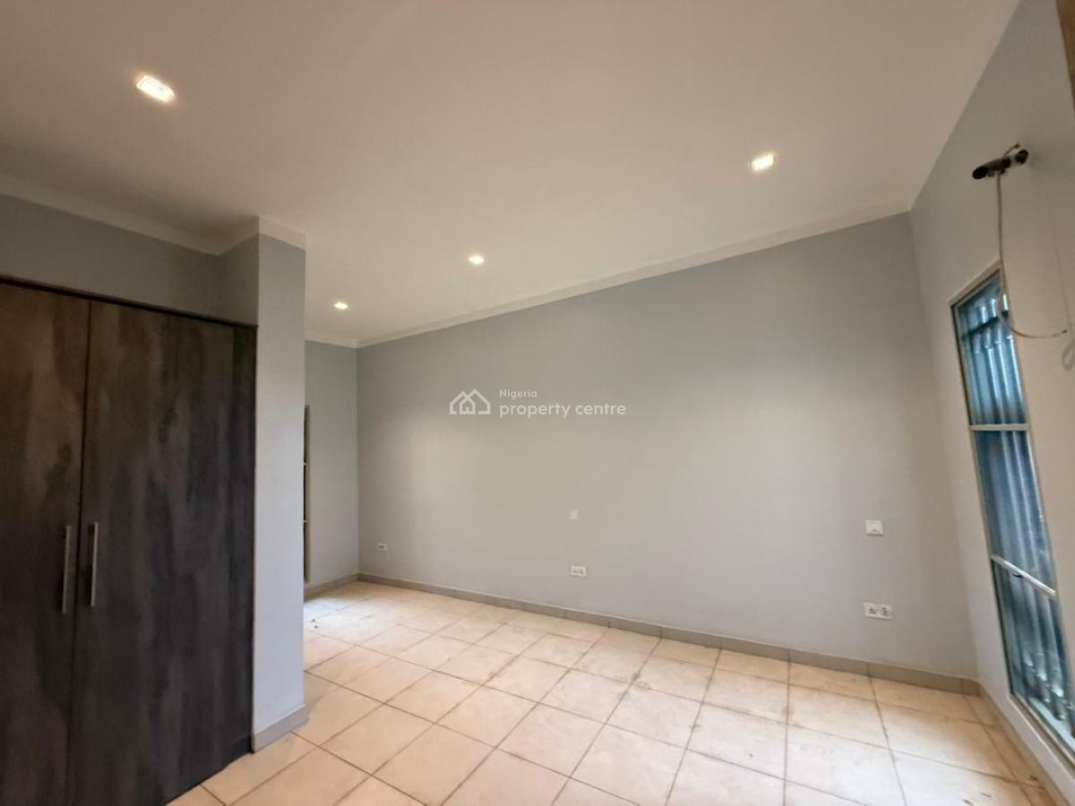 4 Bedroom Semi Detached, Guzape District, Abuja, House for Rent
