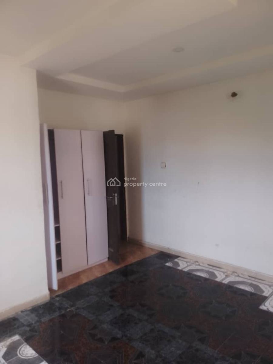 Luuurious 2 Bedroom Flat Upstair Close to Express, Peace Estate Sangotedo Ajah Lagos, Sangotedo, Ajah, Lagos, Flat / Apartment for Rent