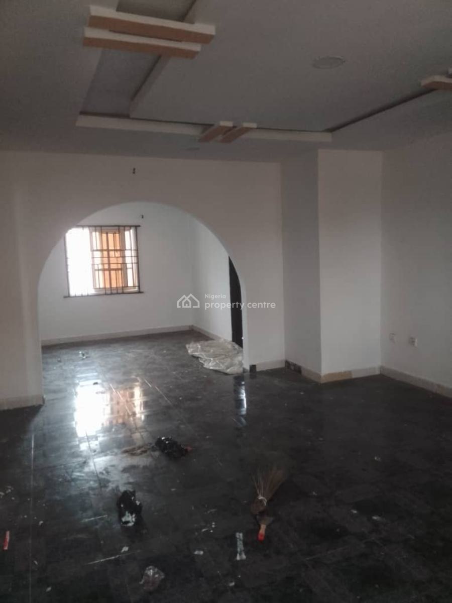 Luuurious 2 Bedroom Flat Upstair Close to Express, Peace Estate Sangotedo Ajah Lagos, Sangotedo, Ajah, Lagos, Flat / Apartment for Rent
