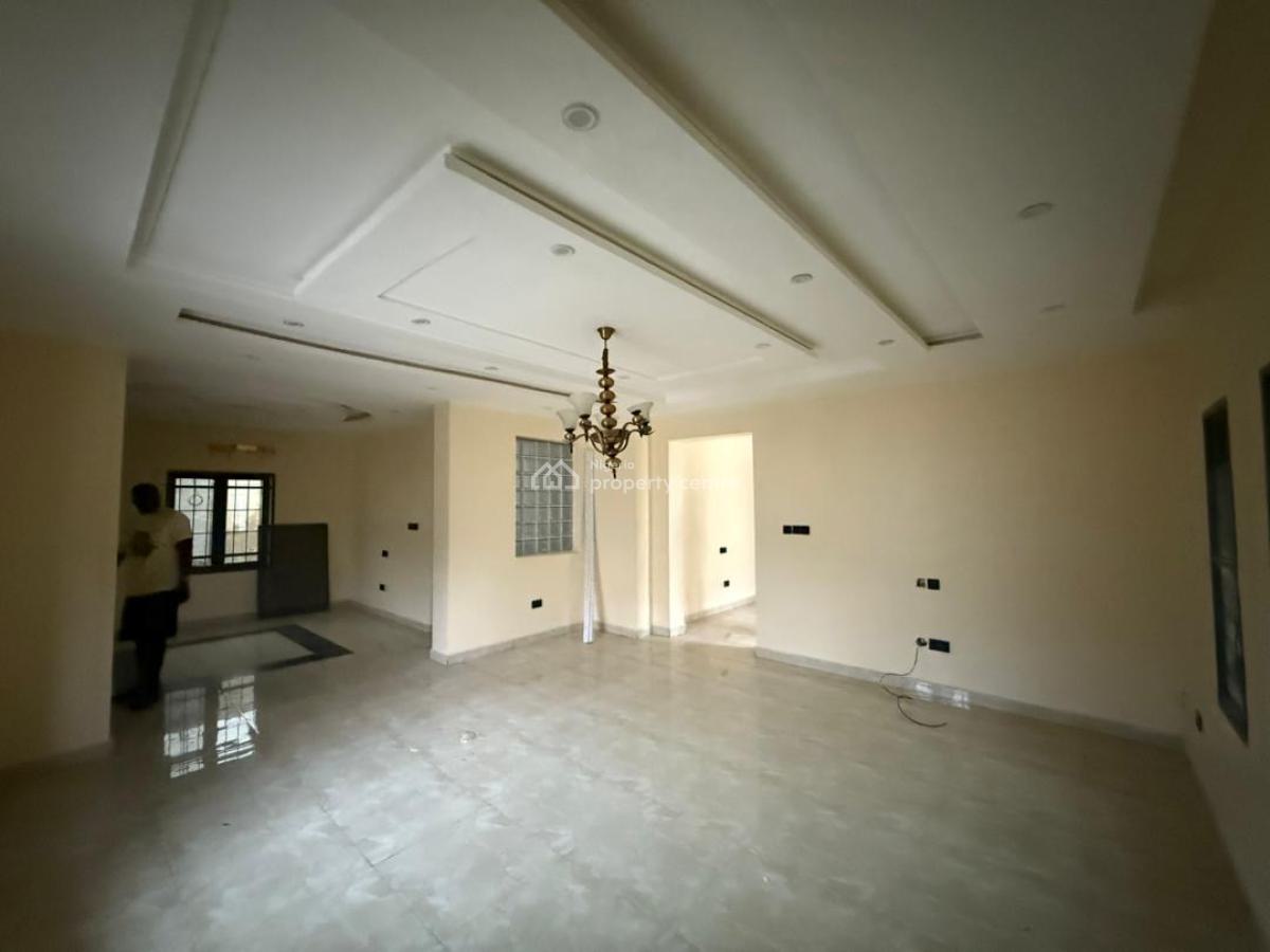 4 Bedroom Semi Detached, Guzape District, Abuja, House for Rent