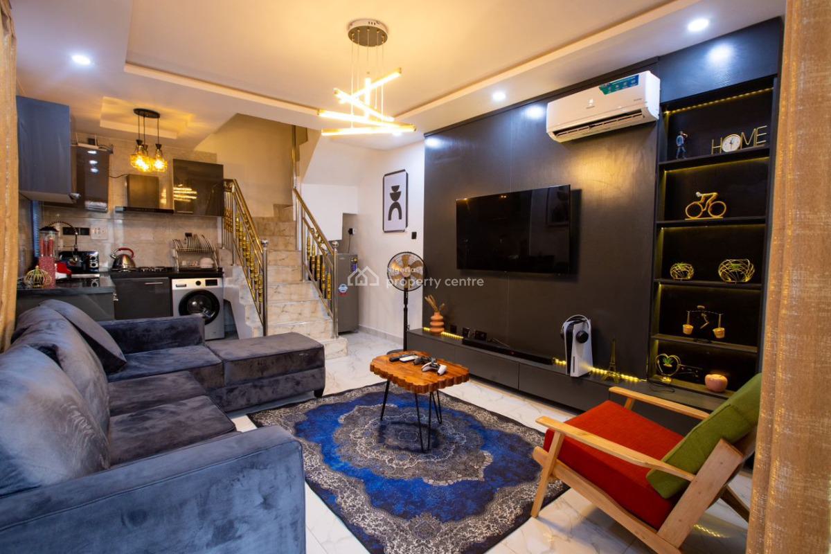 One Bedroom Semi- Detached Duplex, Ogudu, Lagos, Semi-detached Duplex Short Let