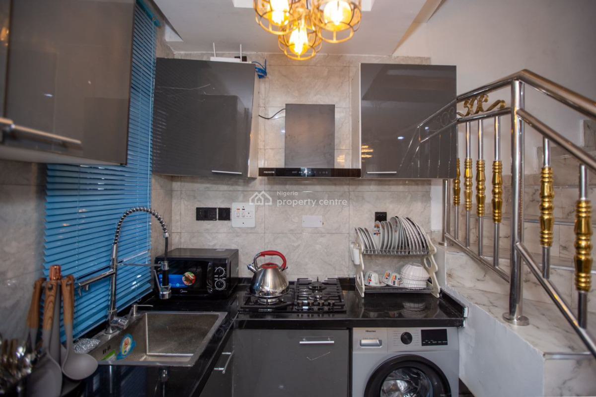 One Bedroom Semi- Detached Duplex, Ogudu, Lagos, Semi-detached Duplex Short Let