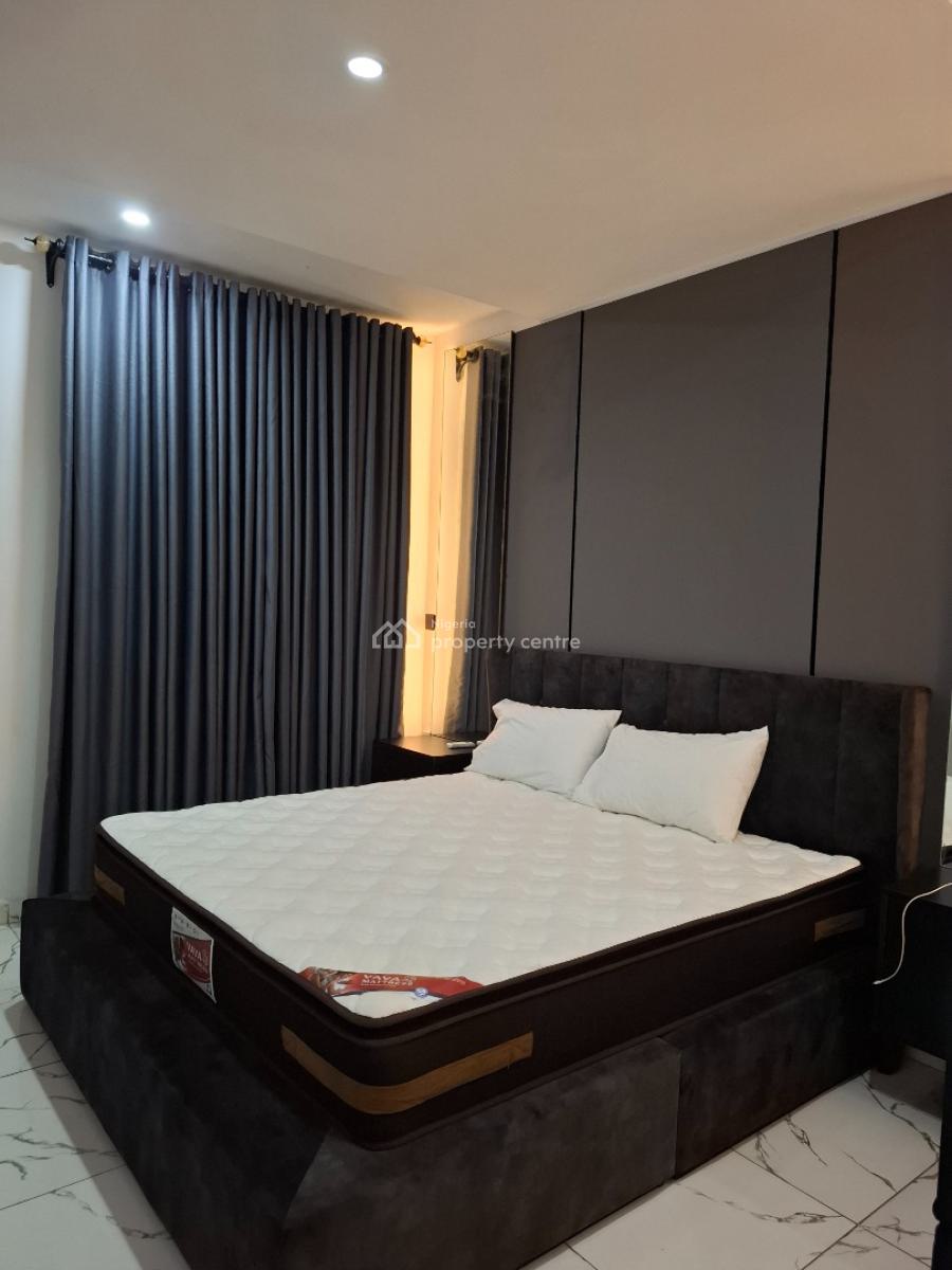 Standard and Serviced Two Bedroom Apartment in a Serene Estate, Guzape District, Abuja, Flat / Apartment for Rent
