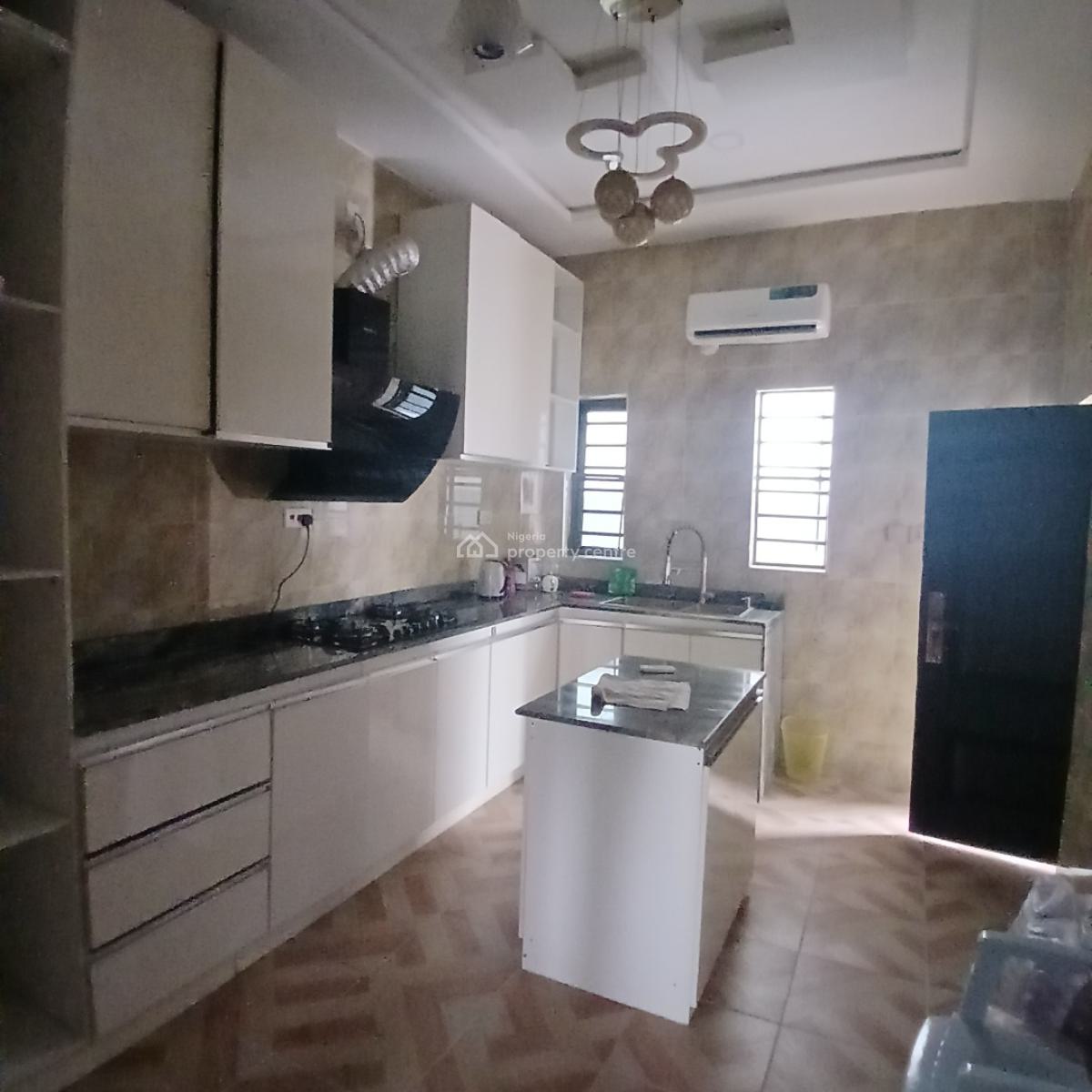 Unbeatable 4 Offer of a  Bedroom Semi-detached Duplex with Bq, Chevron Toll Gate, Orchid Road, Lekki, Lagos, Semi-detached Duplex for Sale