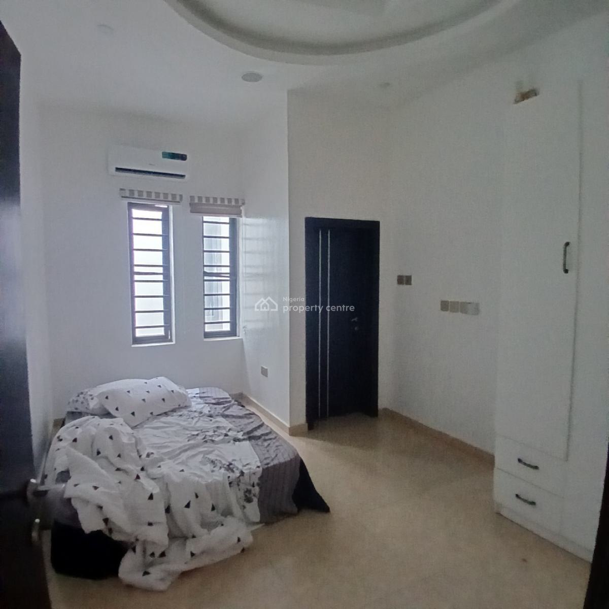 Unbeatable 4 Offer of a  Bedroom Semi-detached Duplex with Bq, Chevron Toll Gate, Orchid Road, Lekki, Lagos, Semi-detached Duplex for Sale