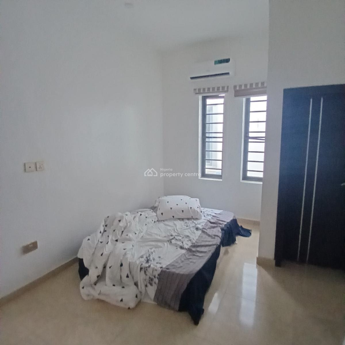 Unbeatable 4 Offer of a  Bedroom Semi-detached Duplex with Bq, Chevron Toll Gate, Orchid Road, Lekki, Lagos, Semi-detached Duplex for Sale