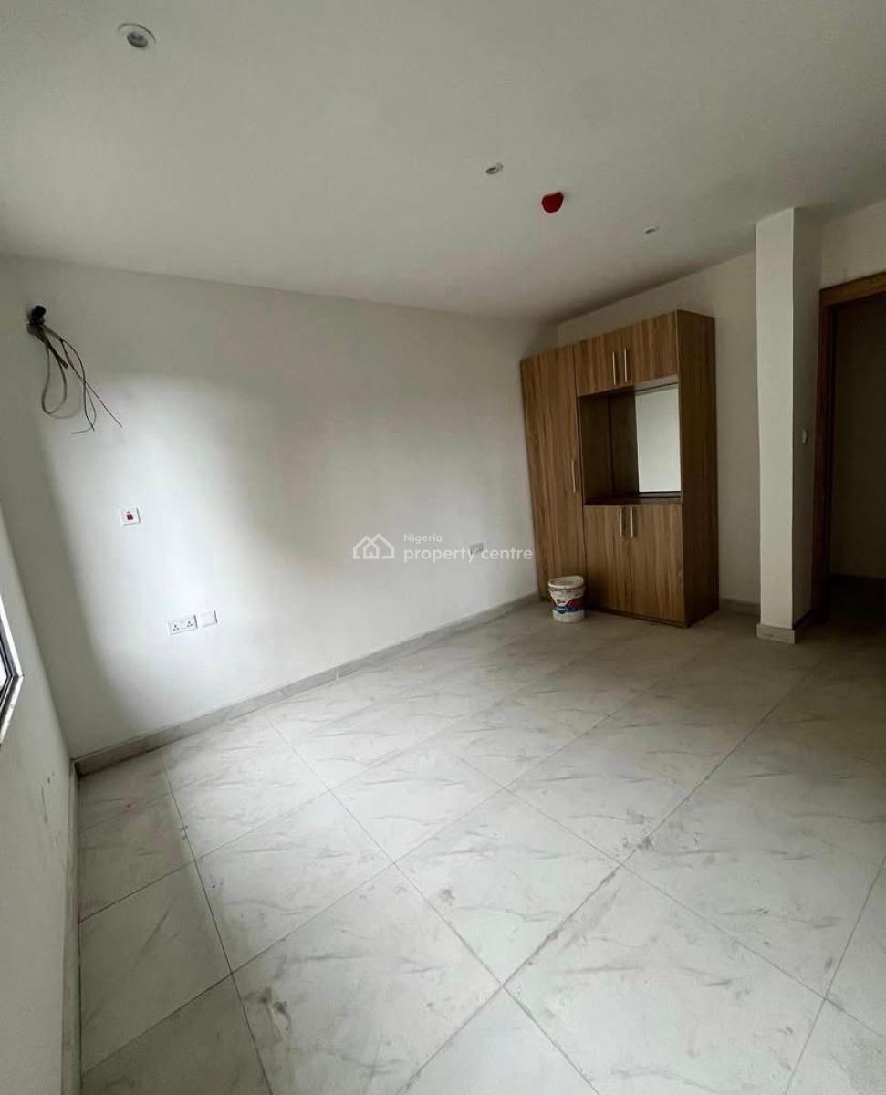 Luxury 2 Bedroom Apartment with Pool and Elevator, Lekki Phase 1, Lekki, Lagos, Flat / Apartment for Sale