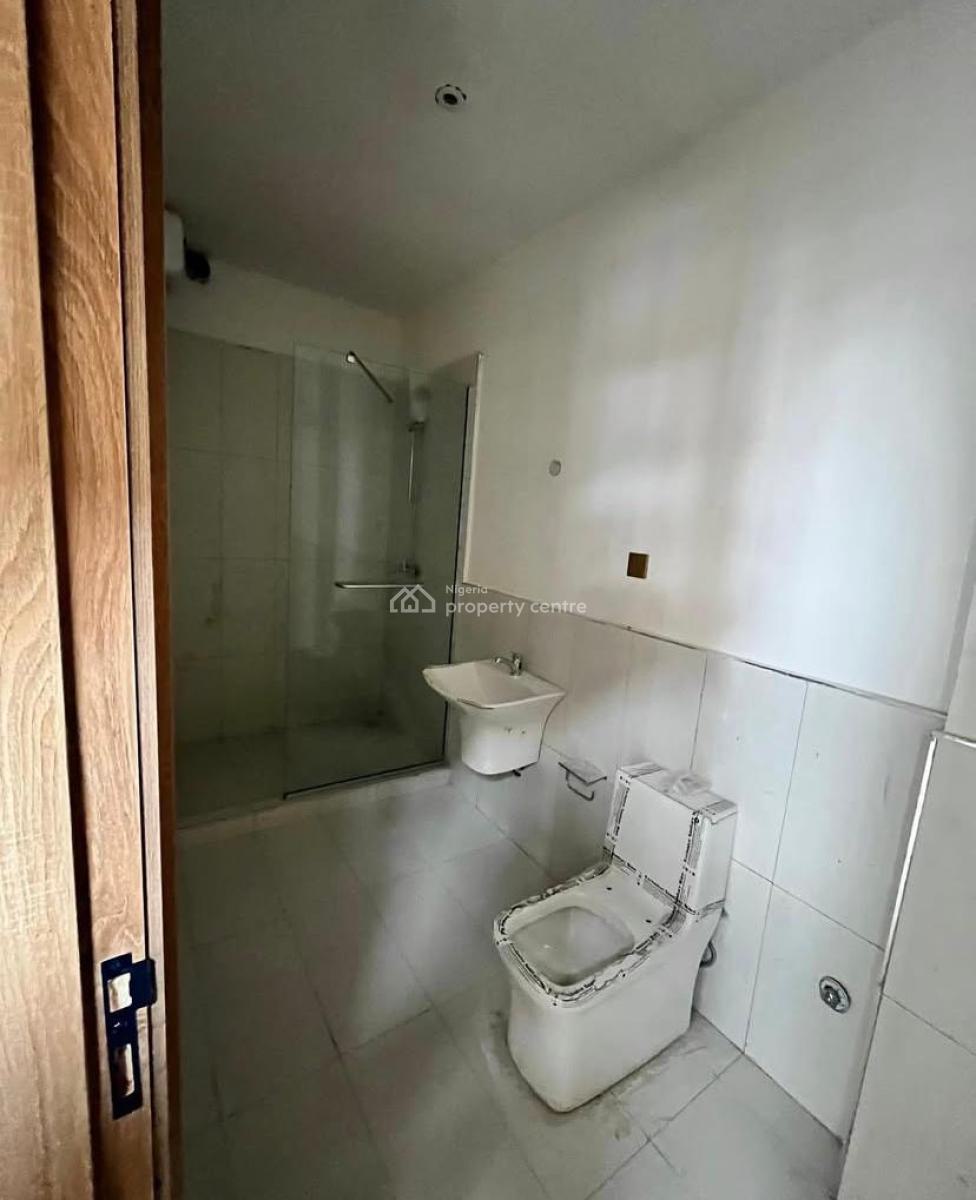 Luxury 2 Bedroom Apartment with Pool and Elevator, Lekki Phase 1, Lekki, Lagos, Flat / Apartment for Sale