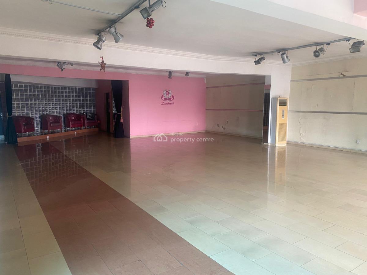 210sqm Open-plan Space  -- Ideal for Office, Showroom, Or Boutique, Ikeja, Lagos, Office Space for Rent