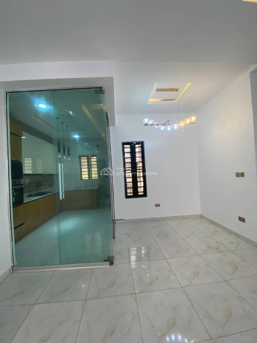 Newly Built 2 Bedroom Apartment with Excellent Facilities, Chevron, Lekki, Lagos, Flat / Apartment for Rent