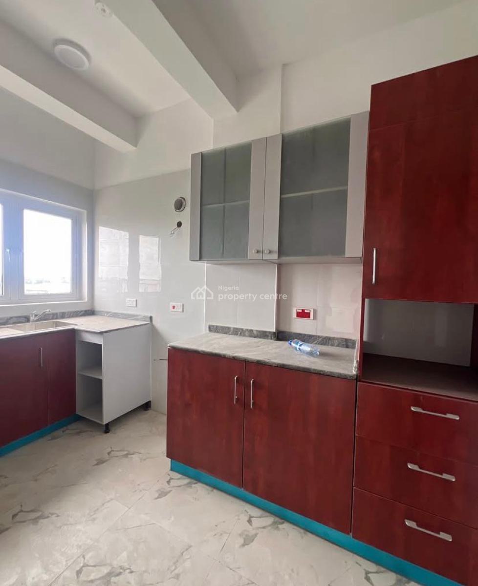 Spacious 3 Bedroom Apartment with Elevator, Ikate, Lekki, Lagos, Flat / Apartment for Rent