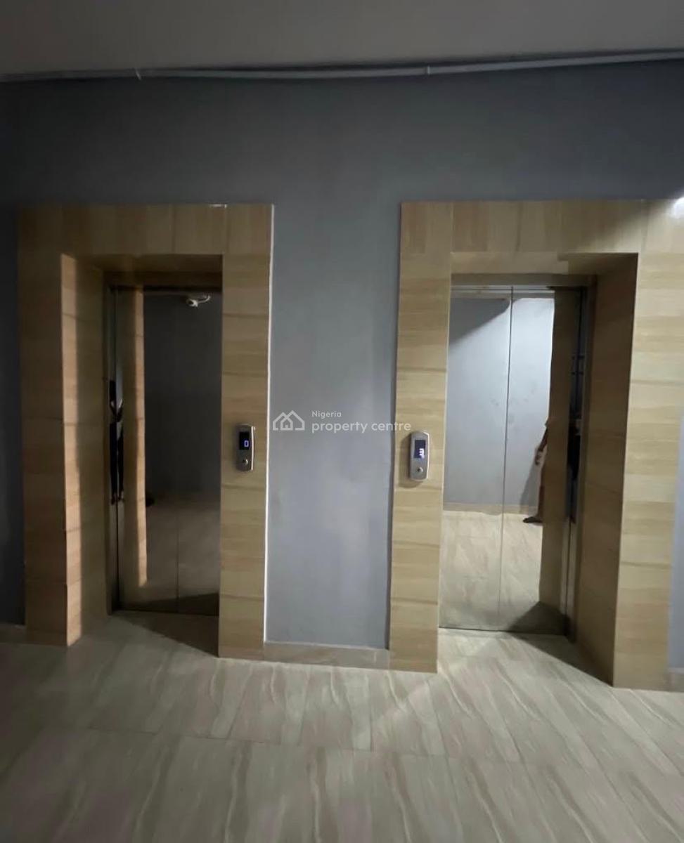 Spacious 3 Bedroom Apartment with Elevator, Ikate, Lekki, Lagos, Flat / Apartment for Rent