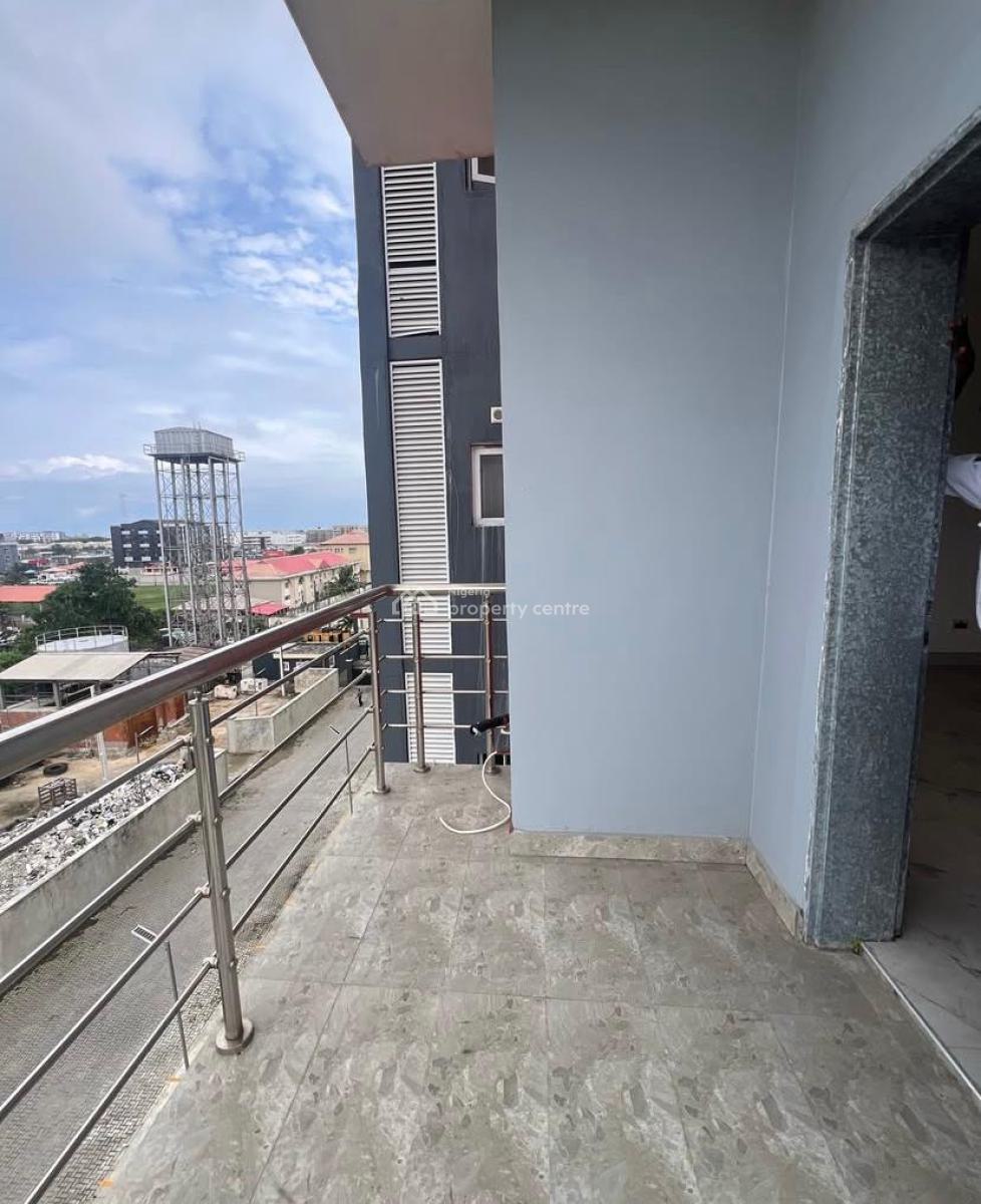 Spacious 3 Bedroom Apartment with Elevator, Ikate, Lekki, Lagos, Flat / Apartment for Rent