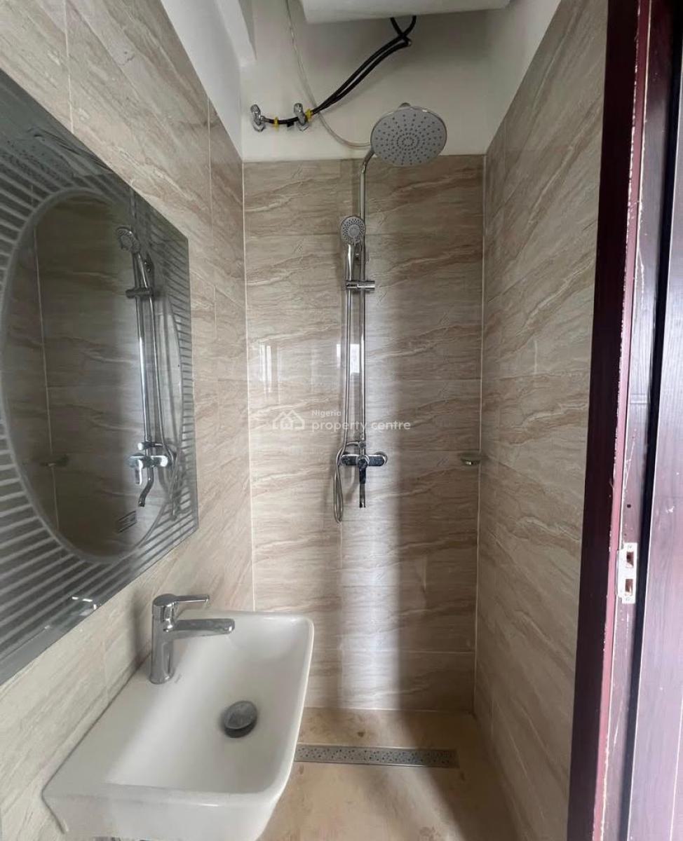 Spacious 3 Bedroom Apartment with Elevator, Ikate, Lekki, Lagos, Flat / Apartment for Rent