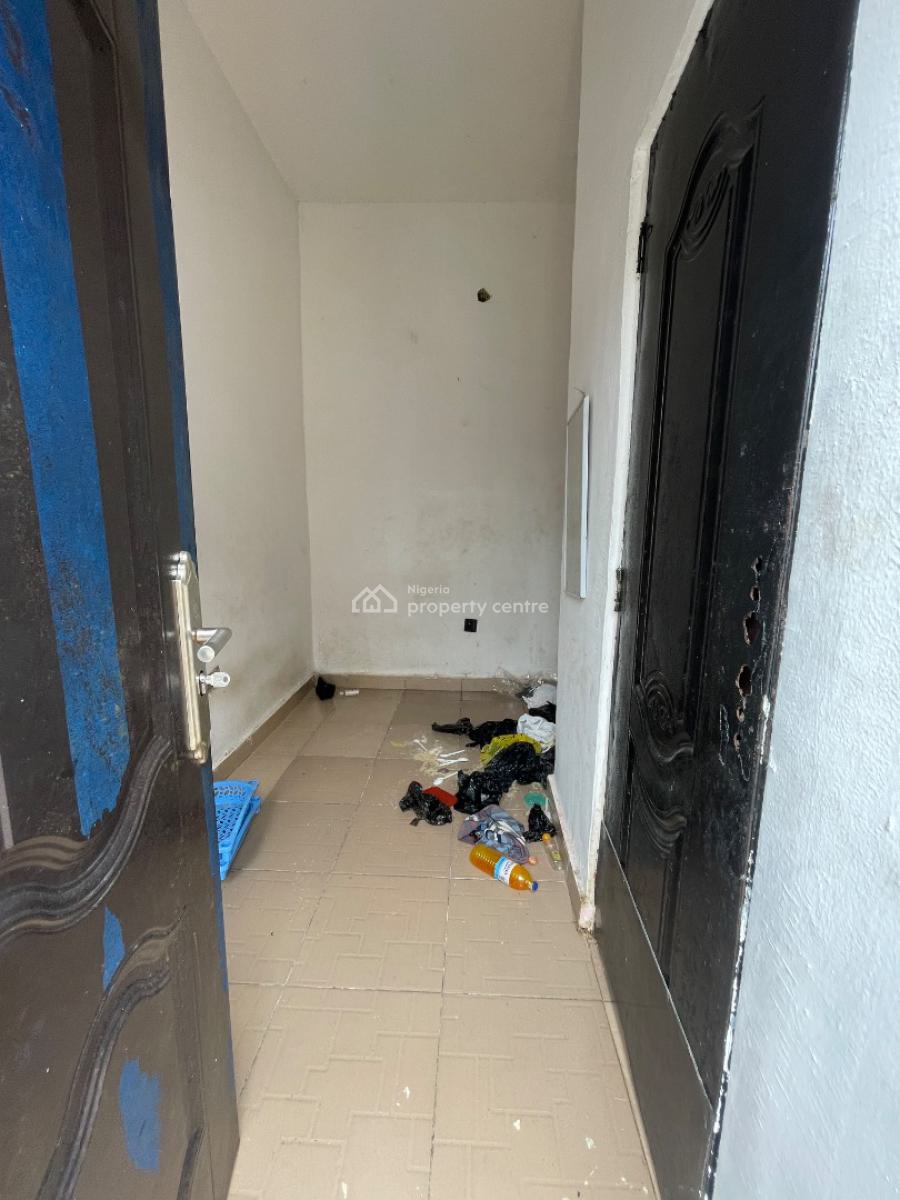a Room Bq, Along Mobil Road Ilaje, Ilaje, Ajah, Lagos, Self Contain (single Rooms) for Rent