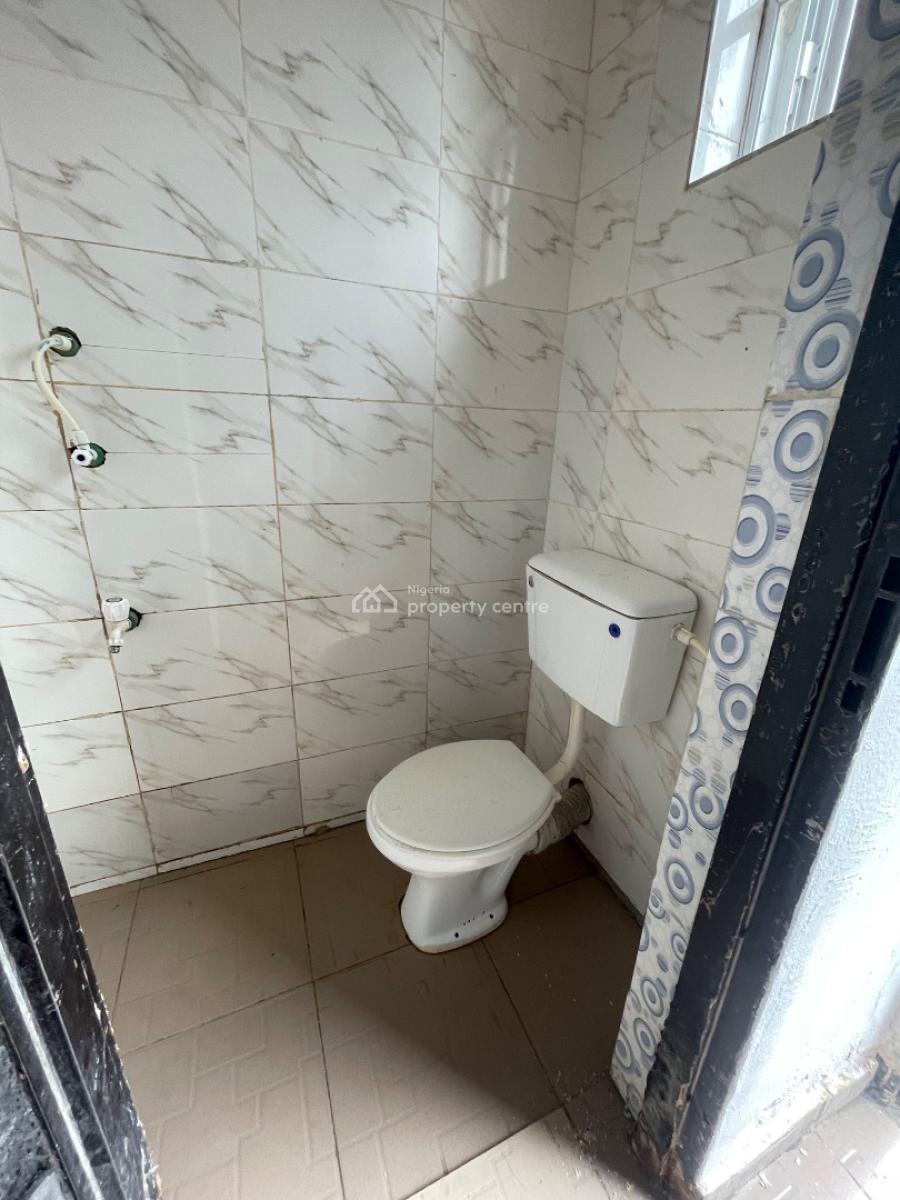 a Room Bq, Along Mobil Road Ilaje, Ilaje, Ajah, Lagos, Self Contain (single Rooms) for Rent