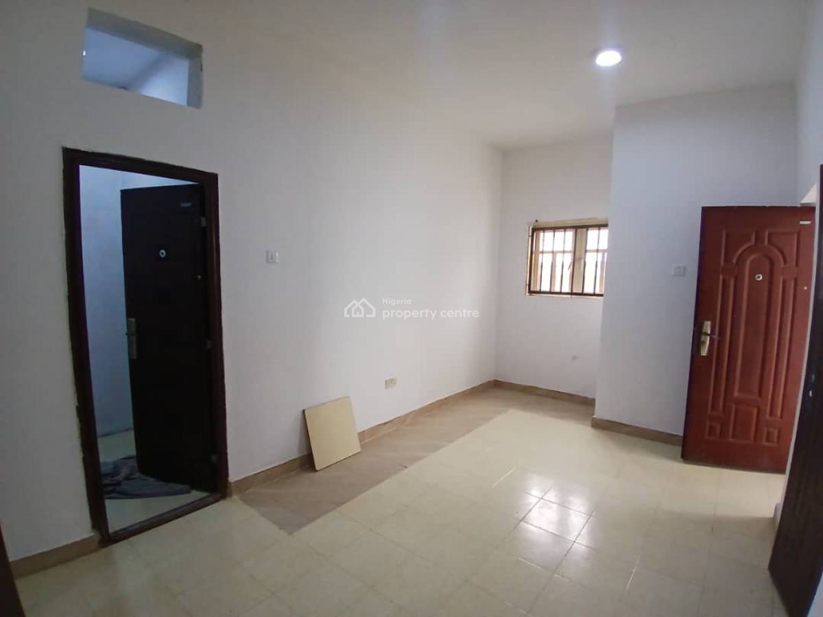 Standard Mini Flat, Osapa, Lekki, Lagos, Mini Flat (room and Parlour) for Rent