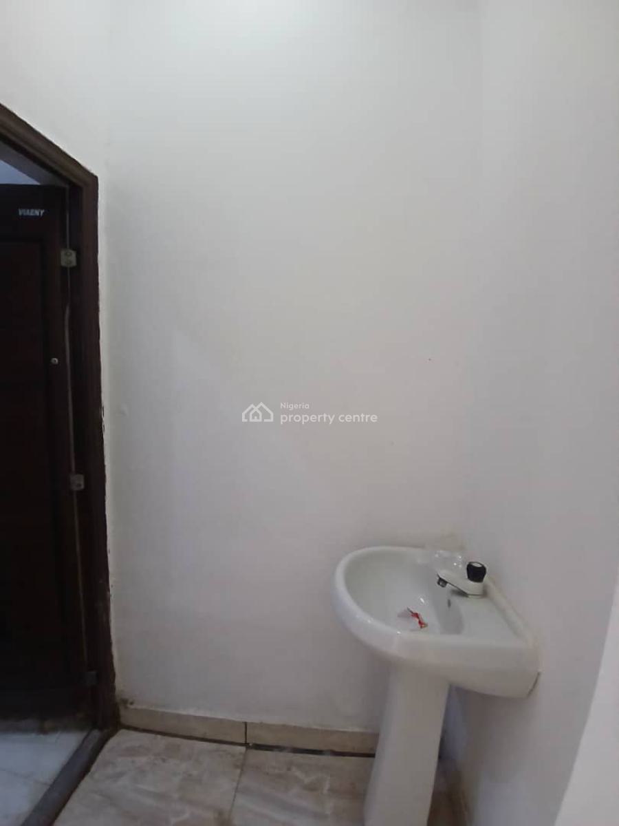 Standard Mini Flat, Osapa, Lekki, Lagos, Mini Flat (room and Parlour) for Rent