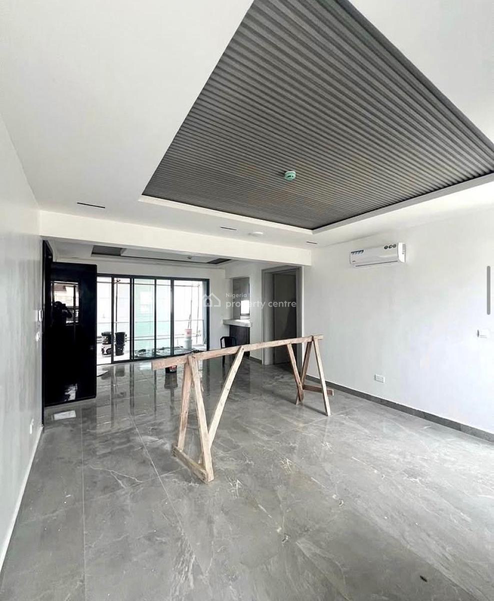 1 Bedroom Apartment with Pool Gym and Elevator, Lekki Phase 1, Lekki, Lagos, Flat / Apartment for Rent