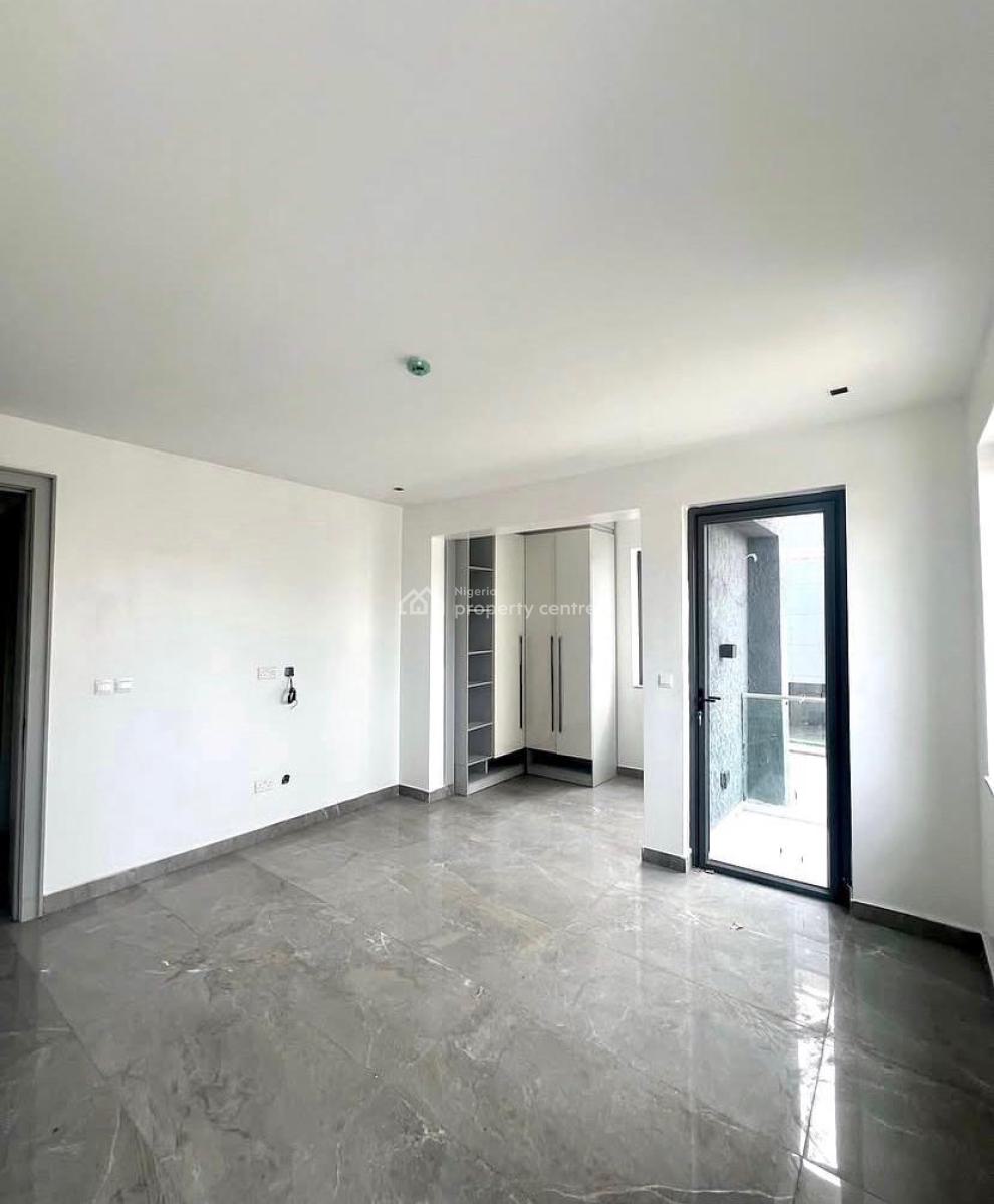 1 Bedroom Apartment with Pool Gym and Elevator, Lekki Phase 1, Lekki, Lagos, Flat / Apartment for Rent