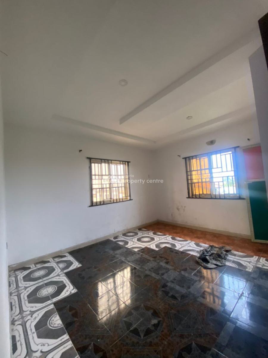 Sharp and Spacious 2 Bedroom in a Call in Estate, Ogidan, Close to Sky Mall, Sangotedo, Ajah, Lagos, Flat / Apartment for Rent