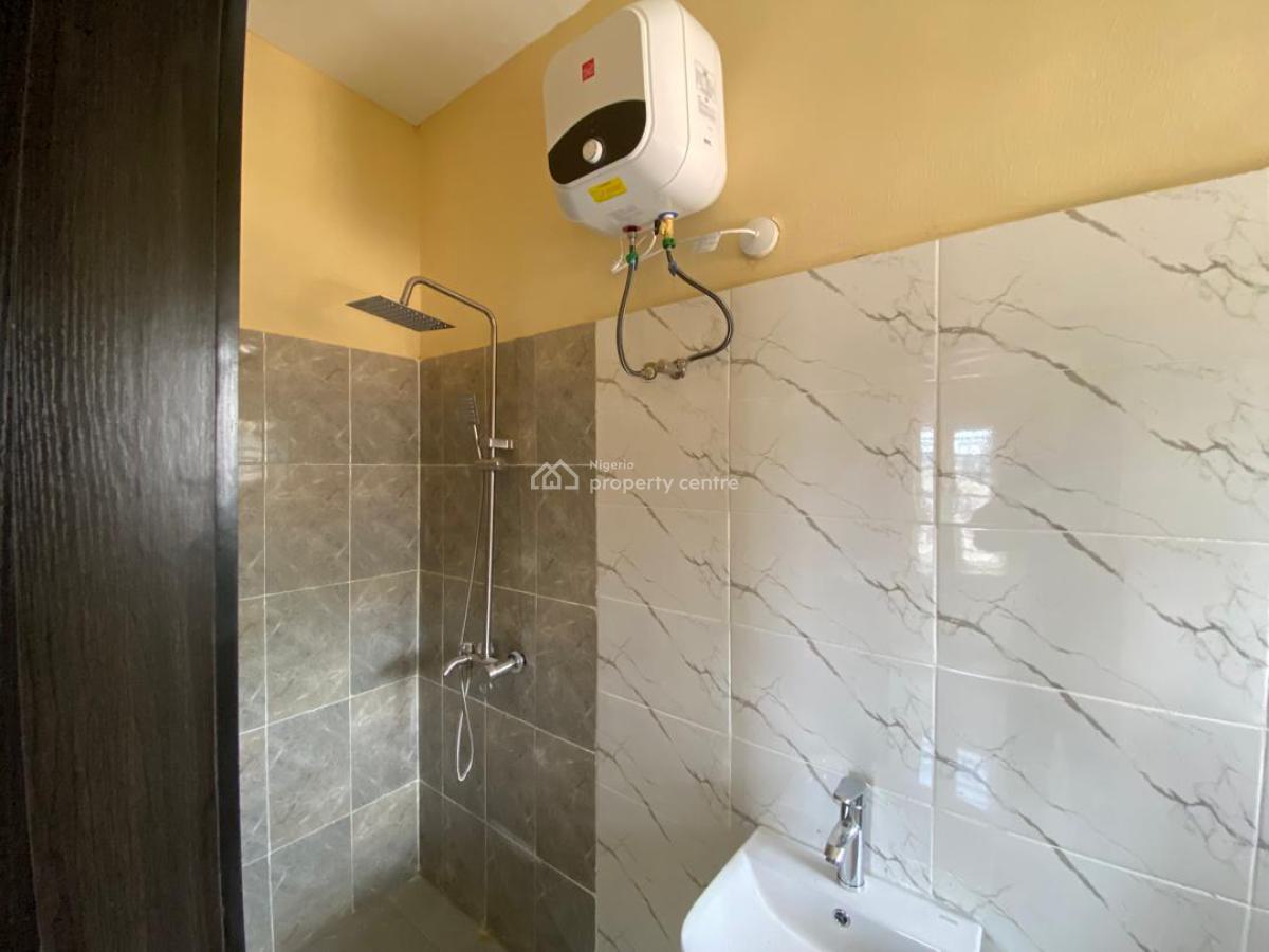 Newly Built 3 Bedroom Apartment in Yaba, Yaba, Lagos, Flat / Apartment for Sale