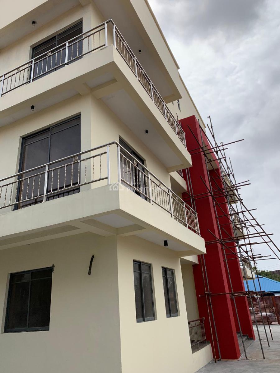 Luxury Newly Built  2 Bedroom Flat  1year &5months, Ikota Lekki Lagos, Ikota, Lekki, Lagos, Flat / Apartment for Rent