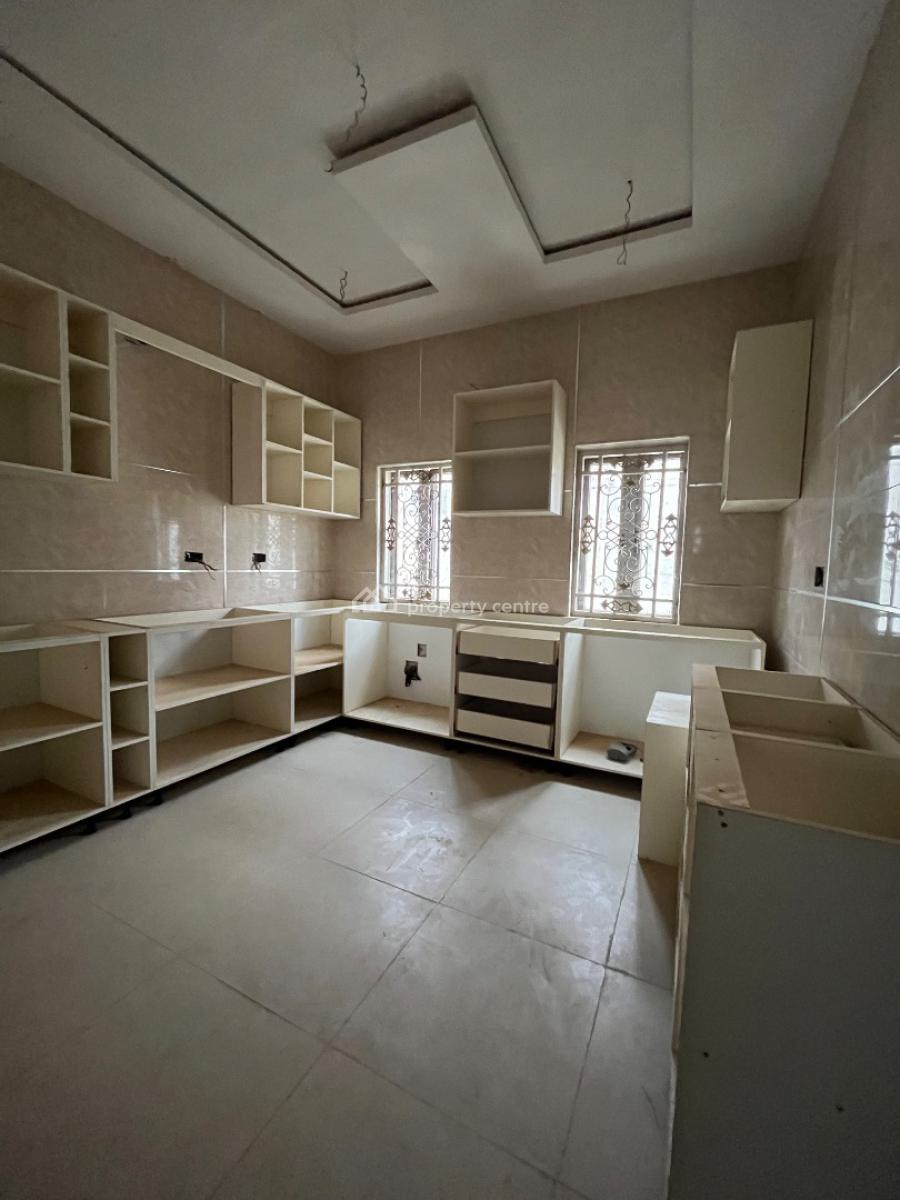 7 Bedrooms Full Detached Duplex Each, By 5th Avenue, Gwarinpa, Abuja, Detached Duplex for Sale