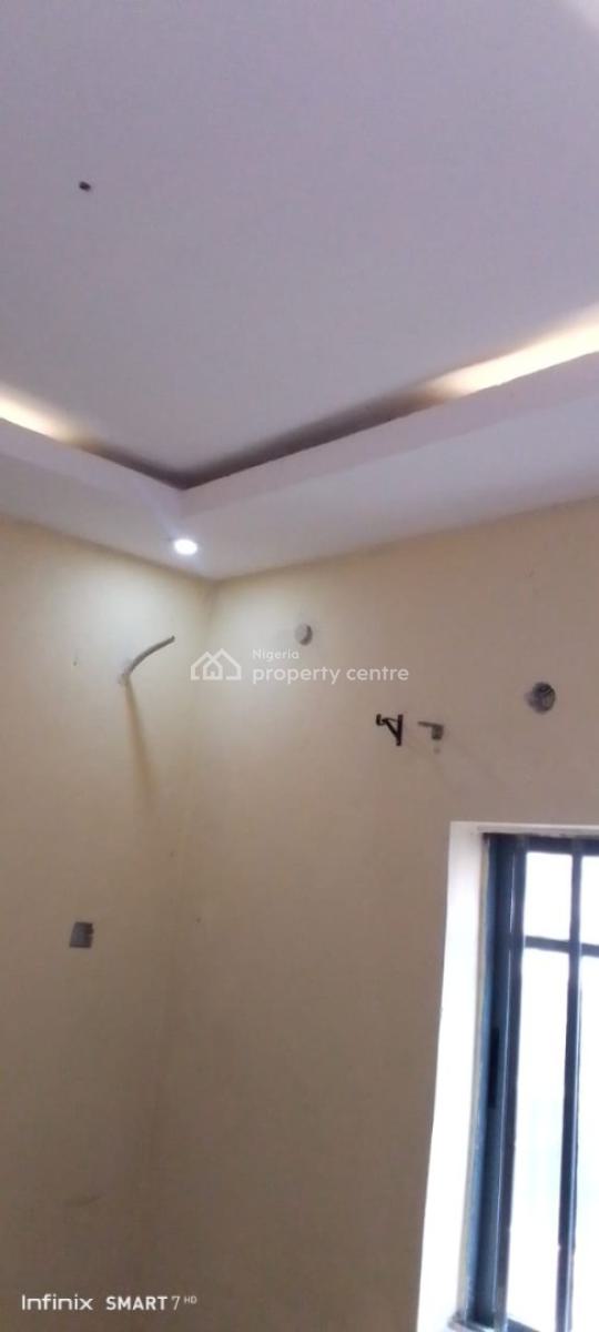 Sharp 1 Bedroom Apartment, Ogombo, Ajah, Lagos, Mini Flat (room and Parlour) for Rent