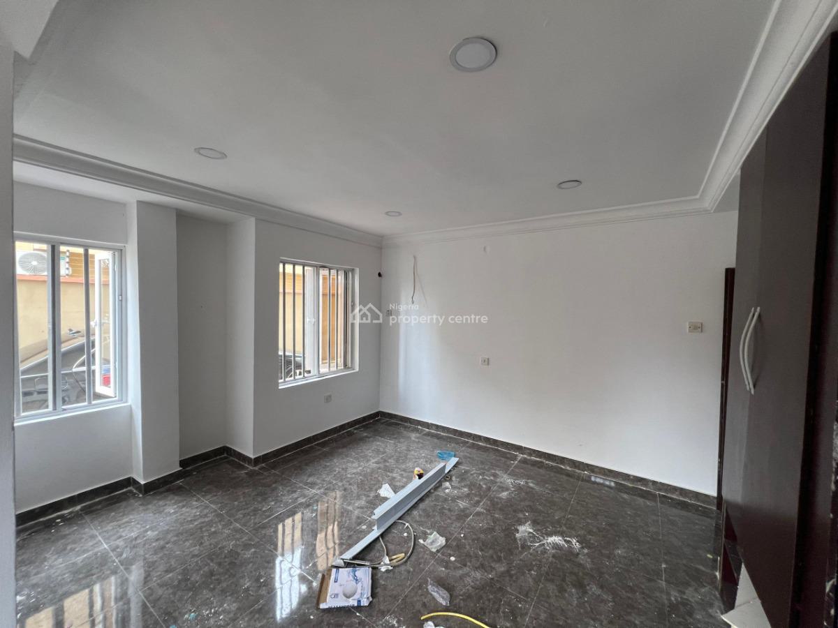ē Bedroom Apartment, Lekki Phase 1, Lekki, Lagos, Flat / Apartment for Rent
