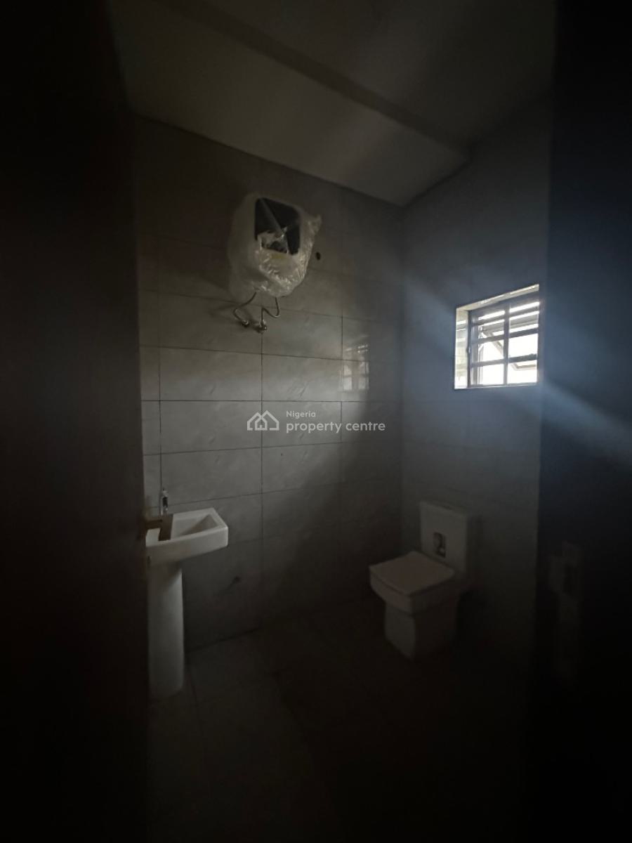 Luxury Brand New 5 Bedroom Duplex with Bq, By Gaat School, Gaduwa, Abuja, Terraced Duplex for Sale