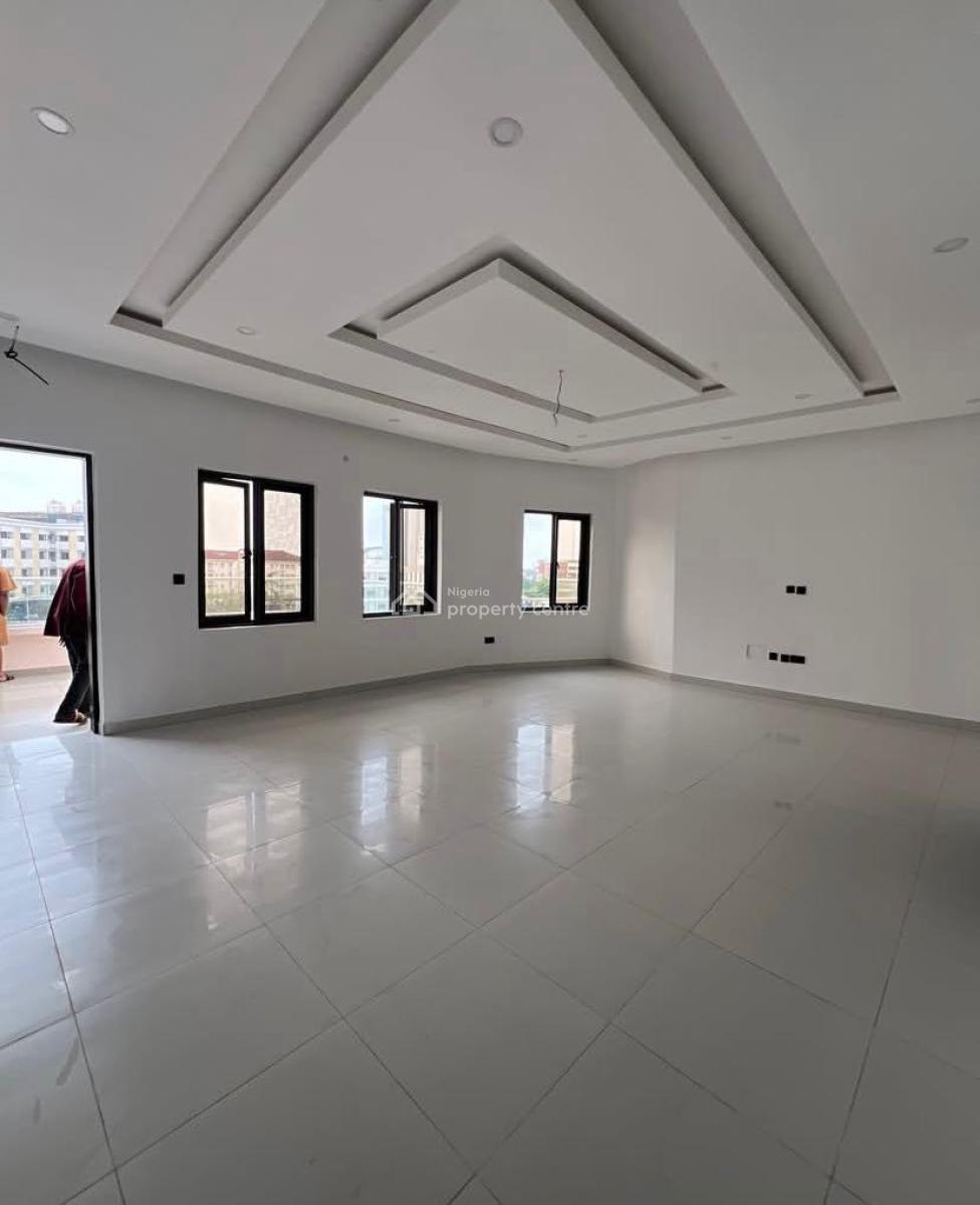 1 Bedroom Apartment with Elevator, Lekki Phase 1, Lekki, Lagos, Flat / Apartment for Rent