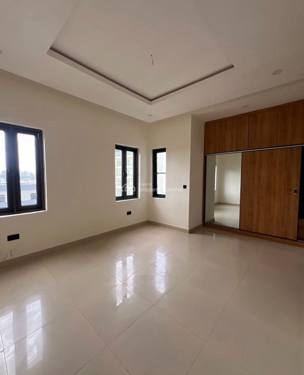 1 Bedroom Apartment with Elevator, Lekki Phase 1, Lekki, Lagos, Flat / Apartment for Rent