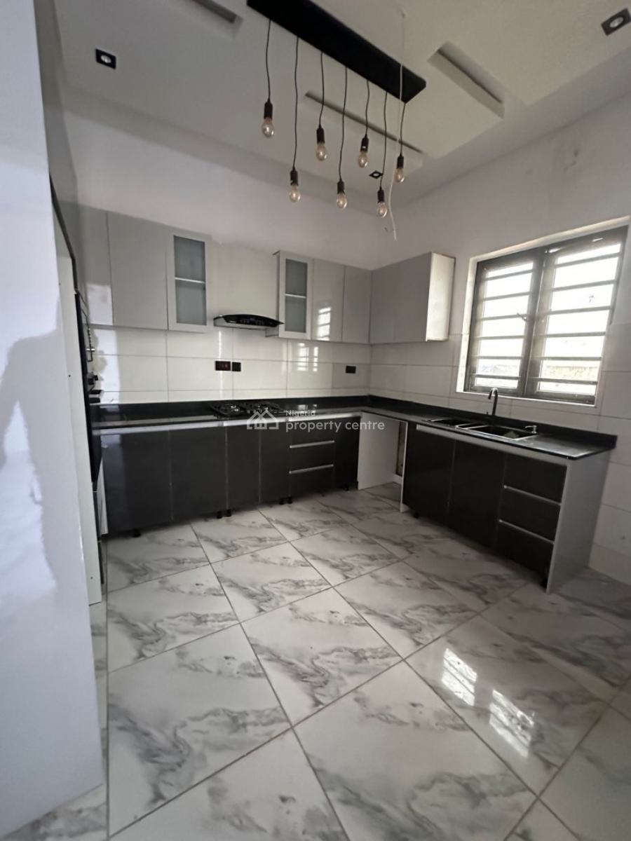 2 Bedroom Duplex Apartment, Ilasan, Lekki, Lagos, Flat / Apartment for Sale