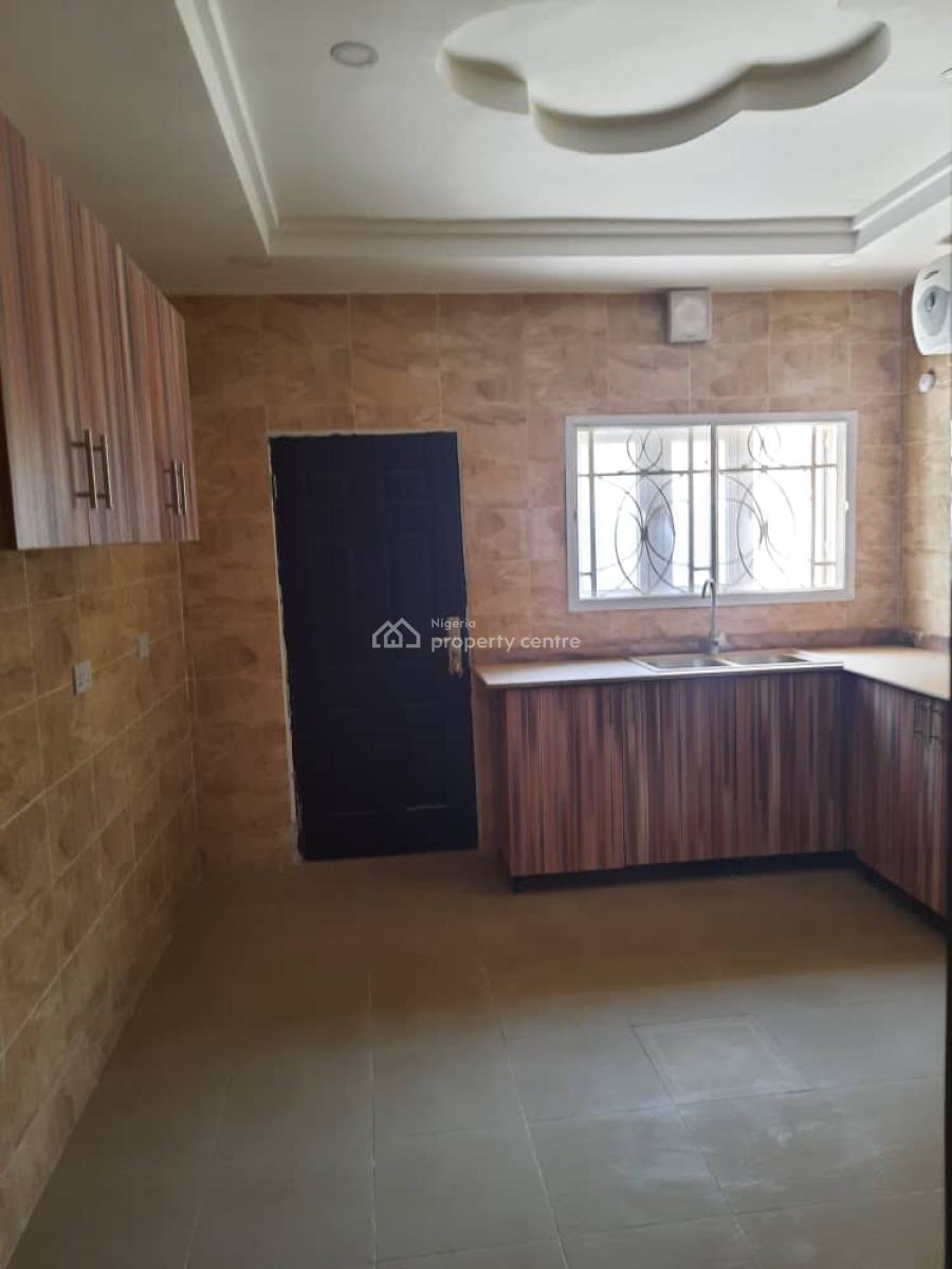 5 Bedrooms Detached Duplex Plus 2 Bedroom Boys Quarters, Life Camp, Abuja, Detached Duplex for Sale