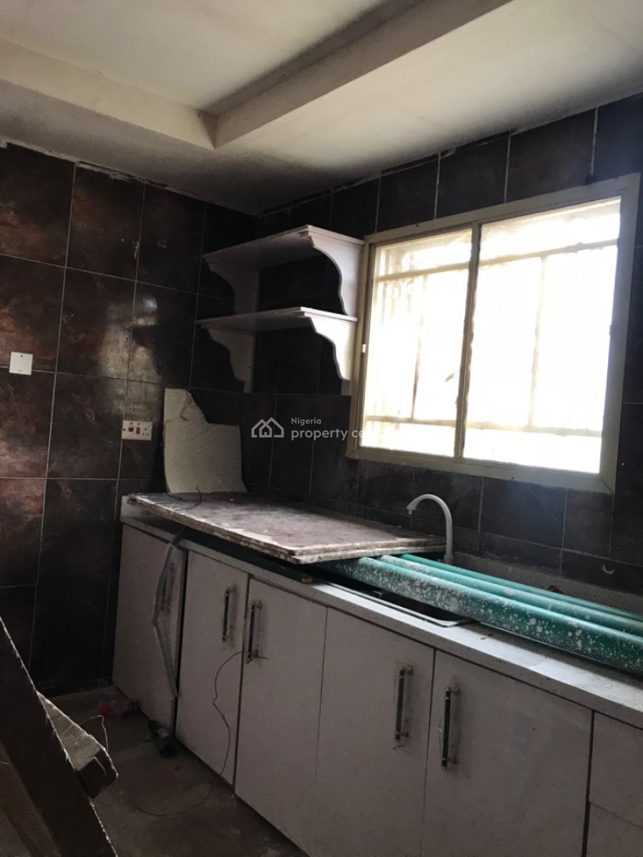 Newly Renovated 4 Bedroom Paint House, Lekki Phase 1, Lekki, Lagos, House for Rent