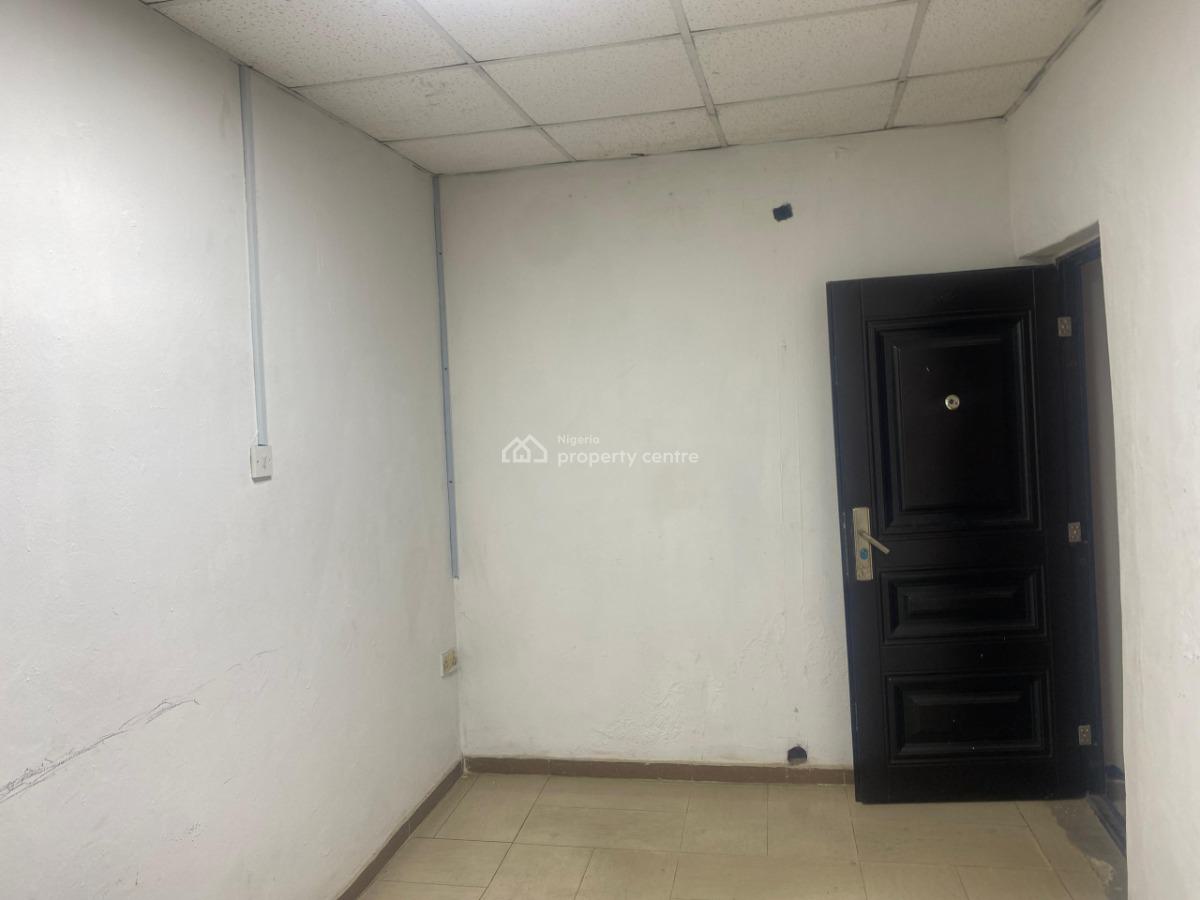 Multiple Office Spaces Offering 110,120,170 Sqm, Ikeja, Lagos, Office Space for Rent